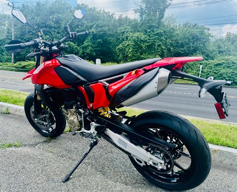 2025 Ducati Hypermotard 698 Mono in Foxboro, Massachusetts - Photo 3