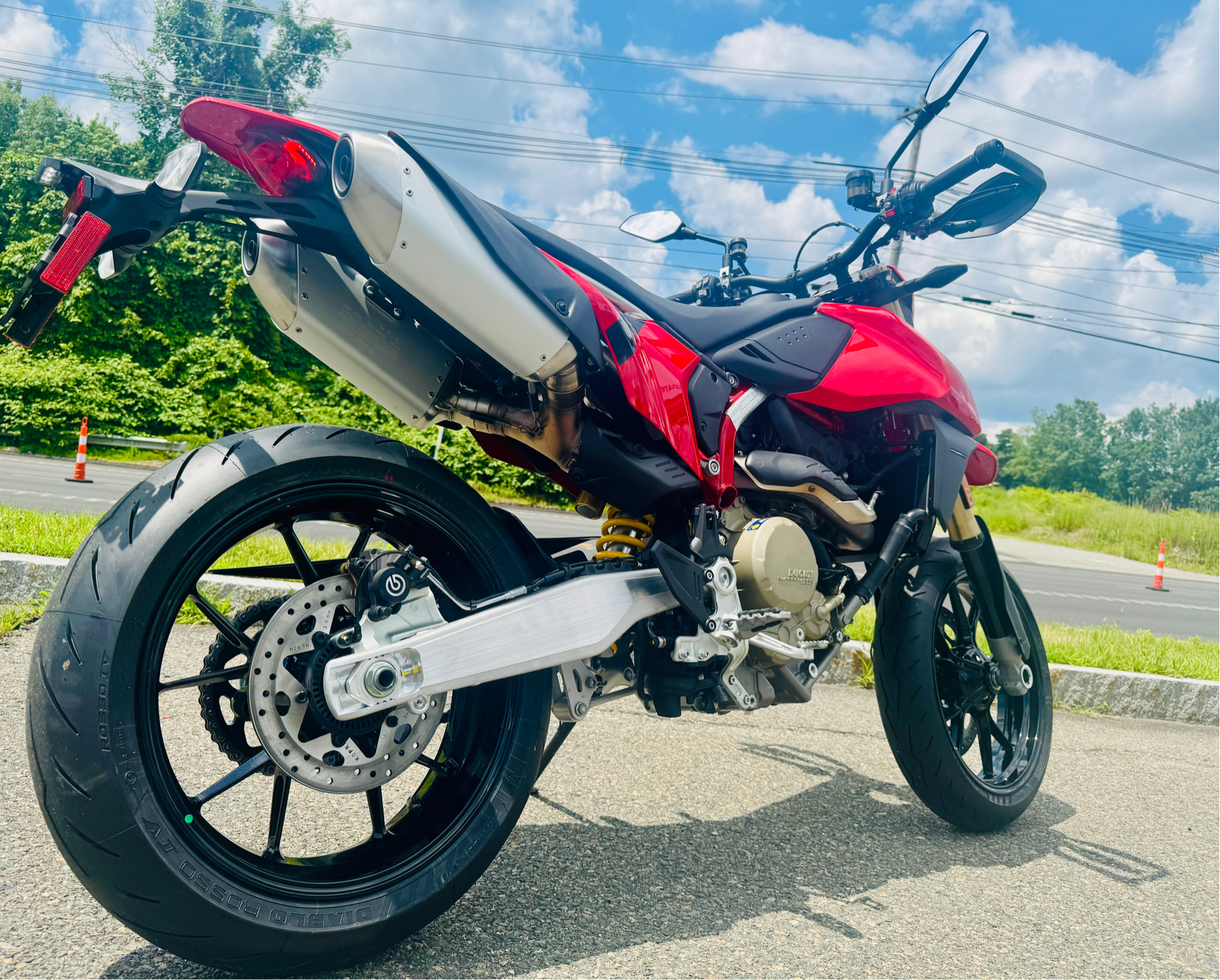 2025 Ducati Hypermotard 698 Mono in Foxboro, Massachusetts - Photo 1
