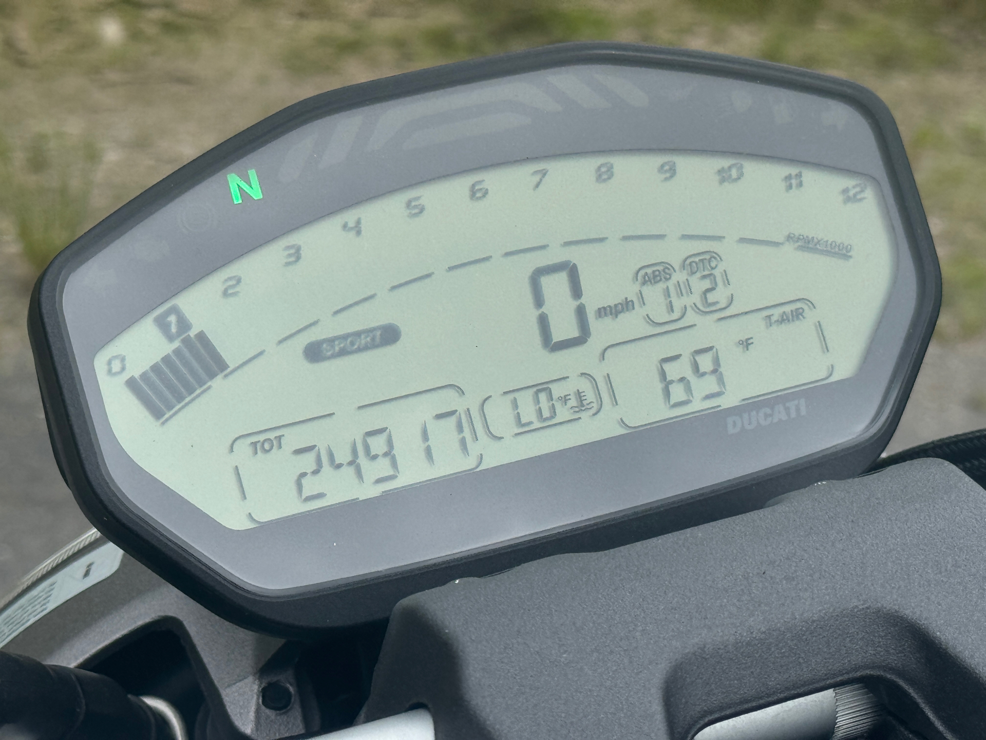 2015 Ducati Monster 821 in Foxboro, Massachusetts - Photo 15