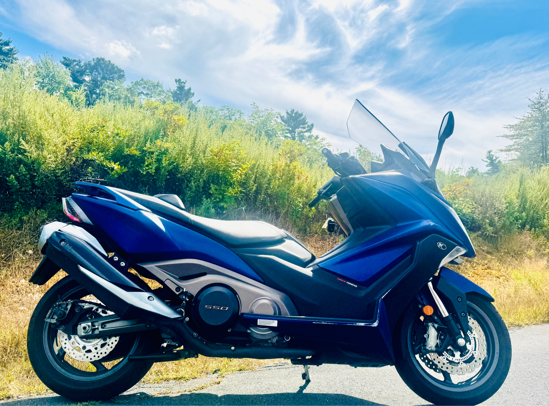 2023 Kymco AK 550i ABS in Foxboro, Massachusetts - Photo 15