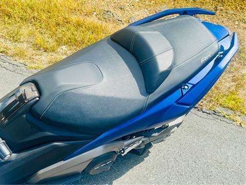 2023 Kymco AK 550i ABS in Foxboro, Massachusetts - Photo 10