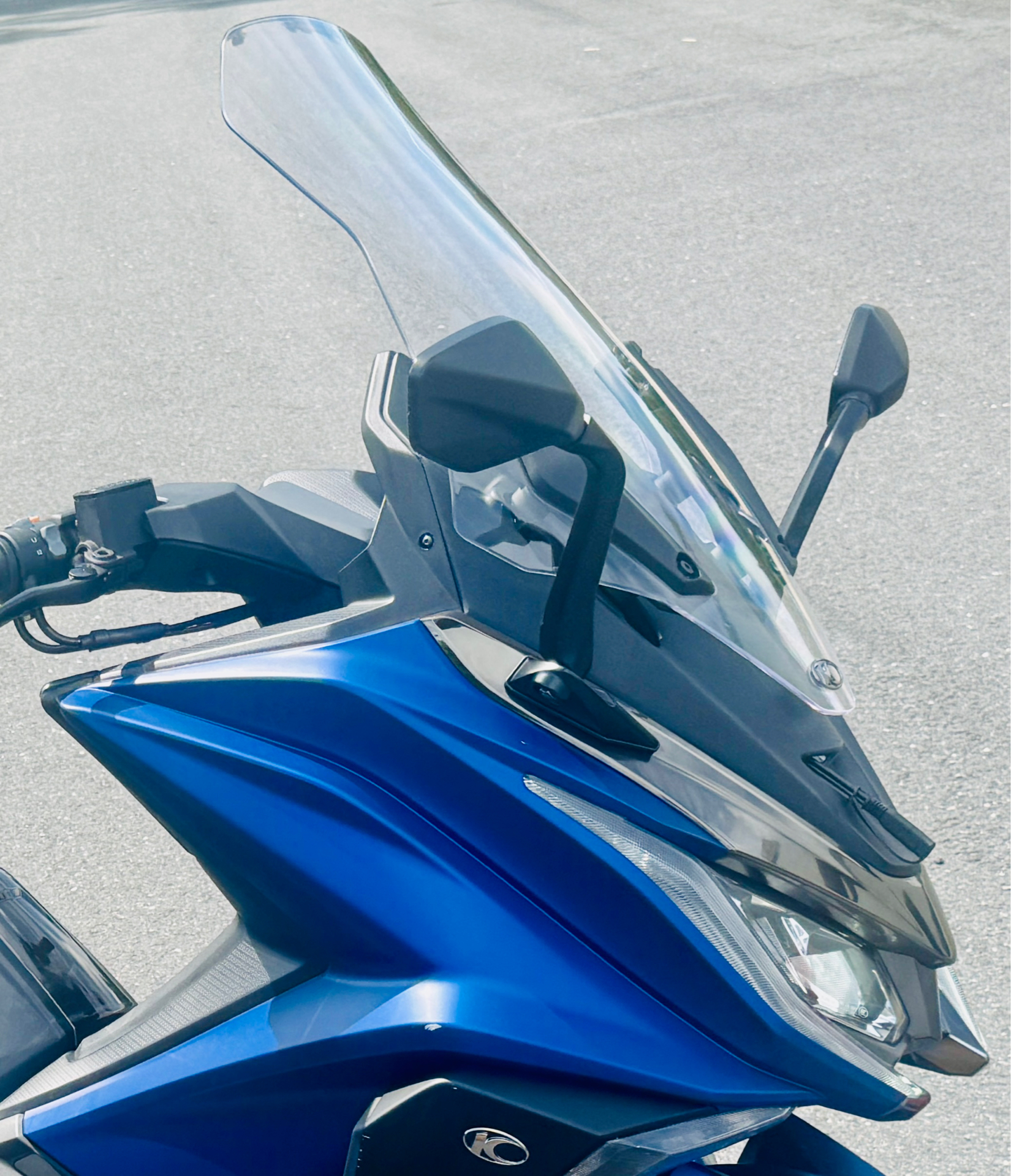 2023 Kymco AK 550i ABS in Foxboro, Massachusetts - Photo 12