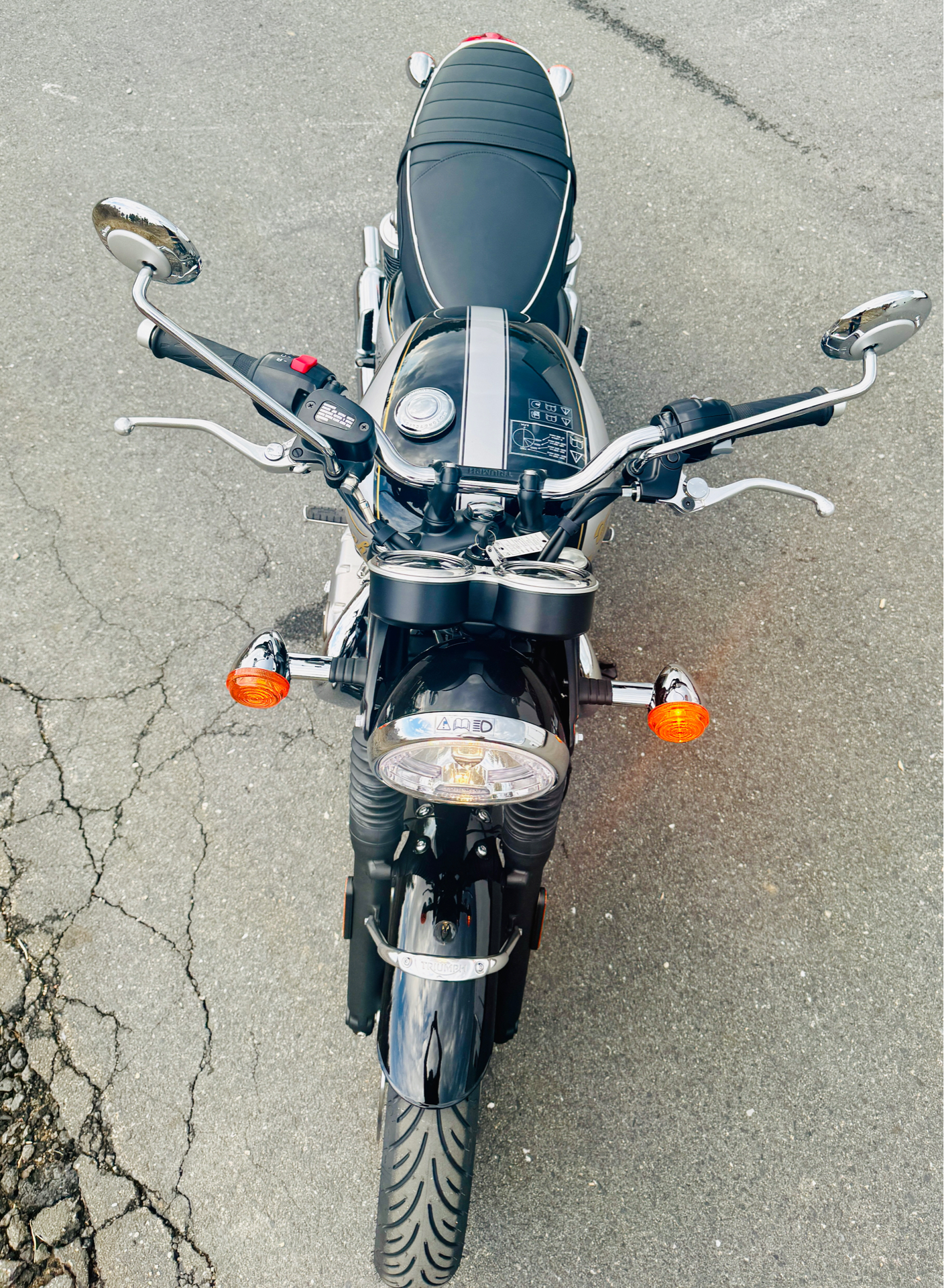 2025 Triumph Bonneville T120 in Foxboro, Massachusetts - Photo 17