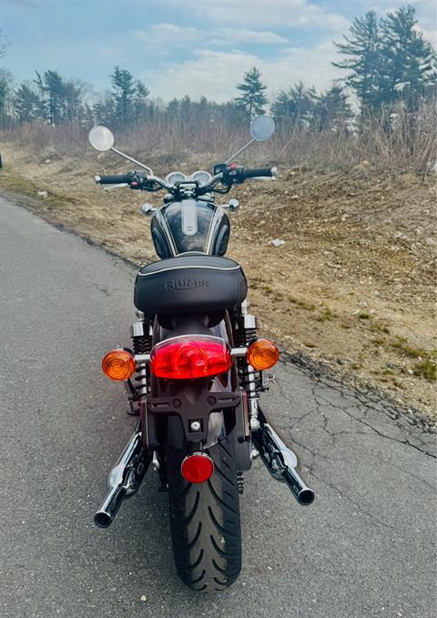 2025 Triumph Bonneville T120 in Foxboro, Massachusetts - Photo 3