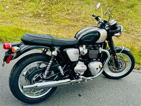 2025 Triumph Bonneville T120 in Foxboro, Massachusetts - Photo 17