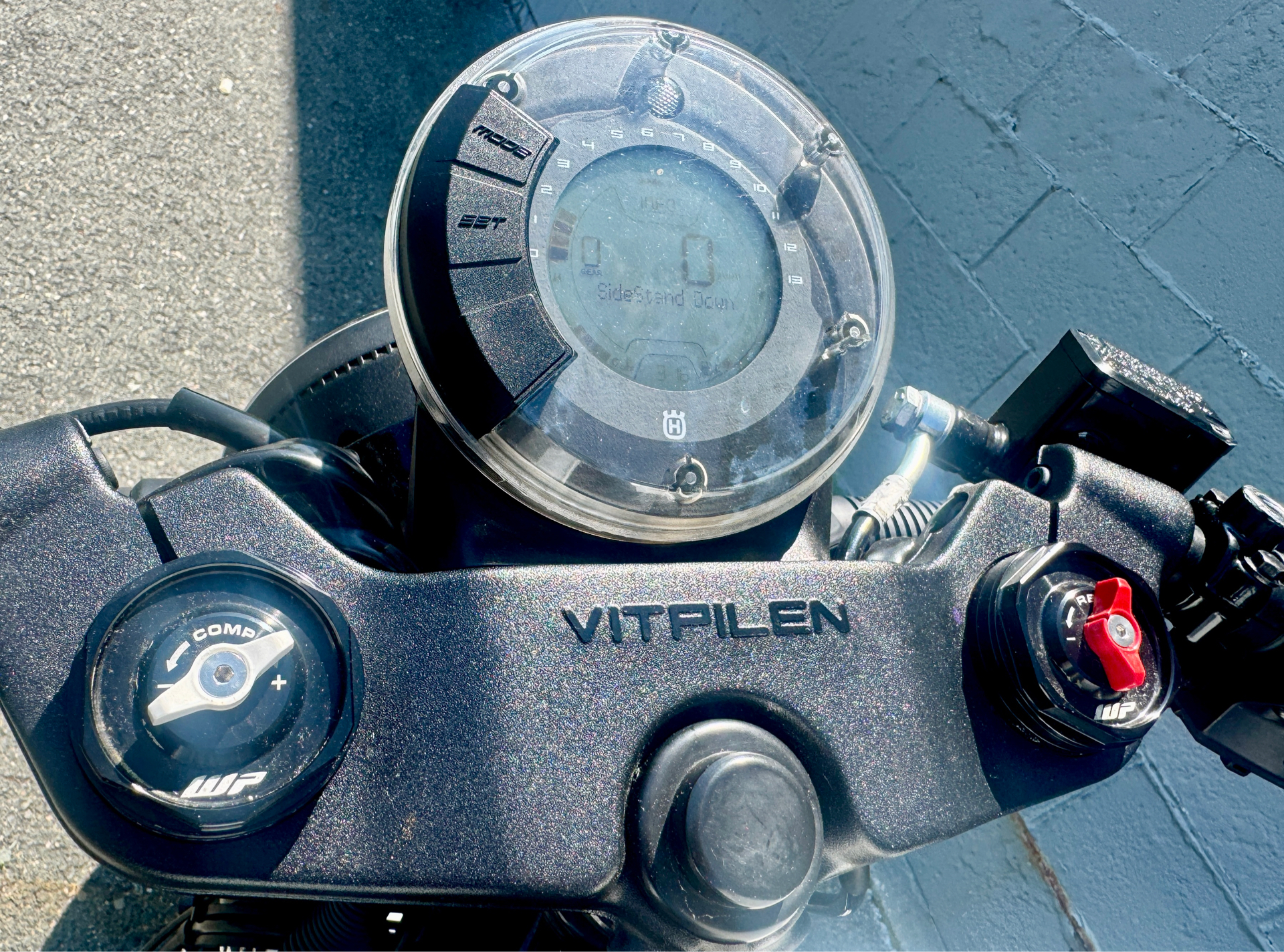 2022 Husqvarna Svartpilen 401 in Foxboro, Massachusetts - Photo 8