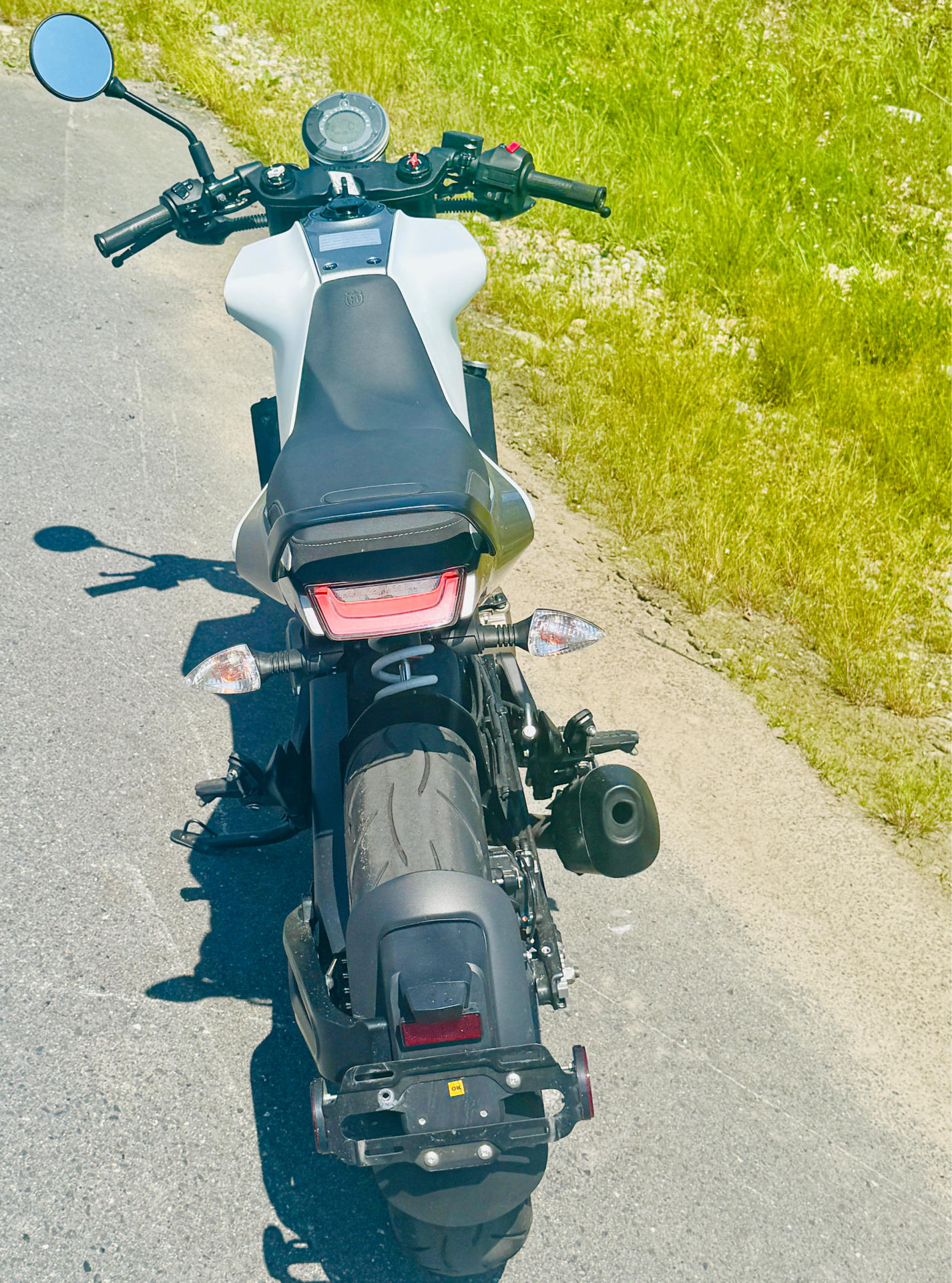 2022 Husqvarna Svartpilen 401 in Foxboro, Massachusetts - Photo 17