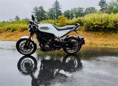 2022 Husqvarna Svartpilen 401 in Foxboro, Massachusetts - Photo 11