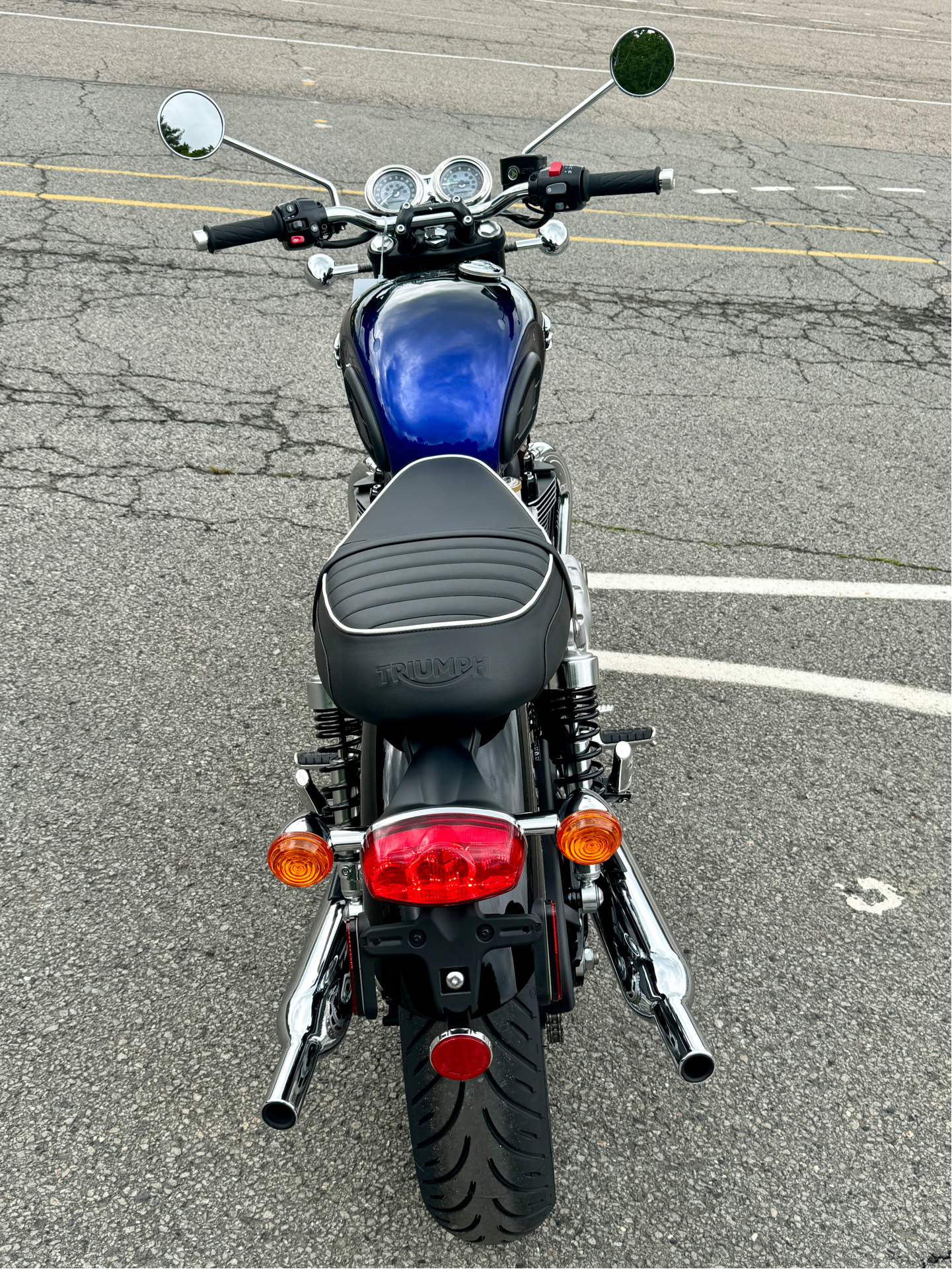 2024 Triumph Bonneville T120 in Foxboro, Massachusetts - Photo 9