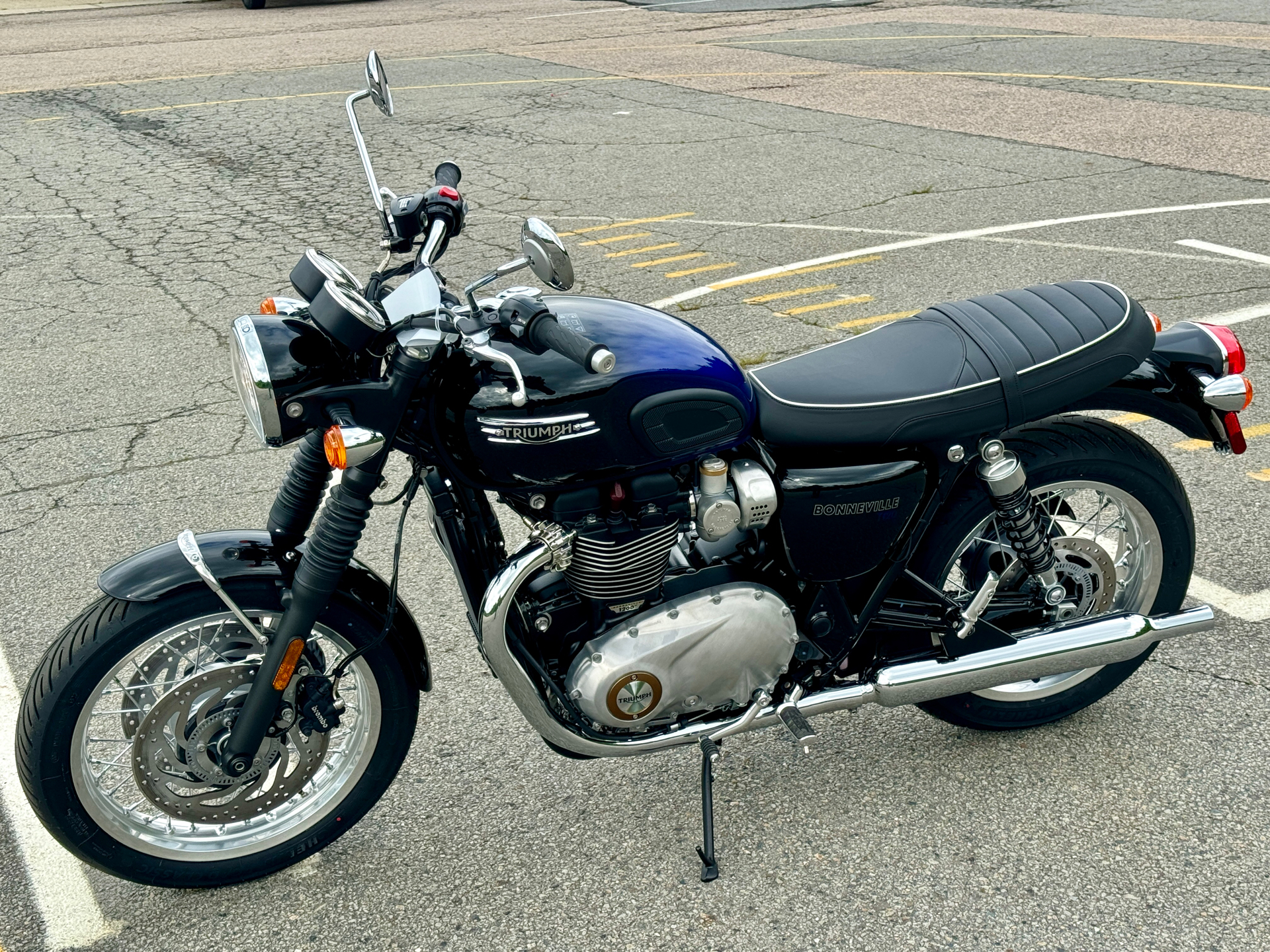 2024 Triumph Bonneville T120 in Foxboro, Massachusetts - Photo 20