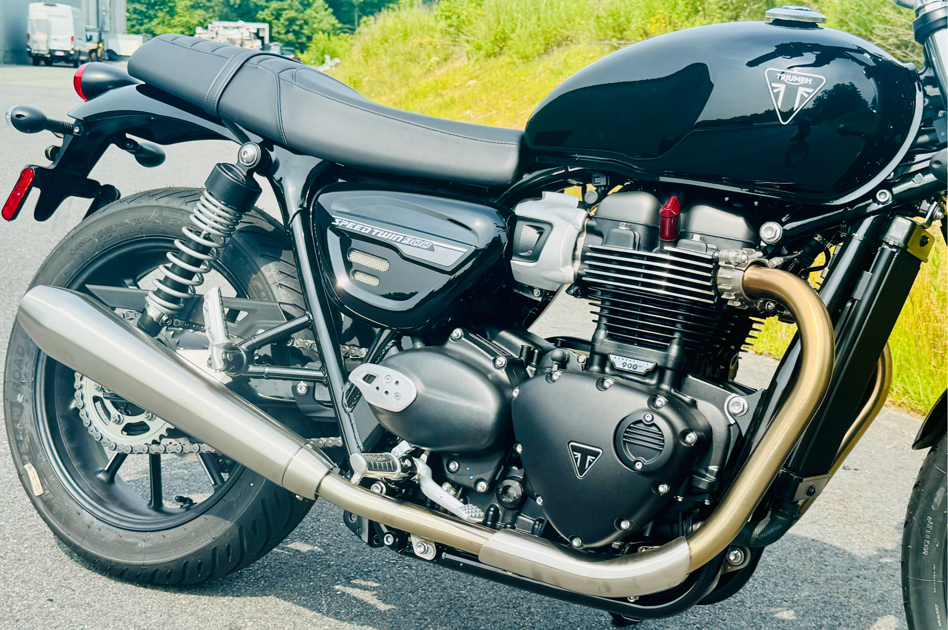 2024 Triumph Speed Twin 900 in Foxboro, Massachusetts - Photo 8