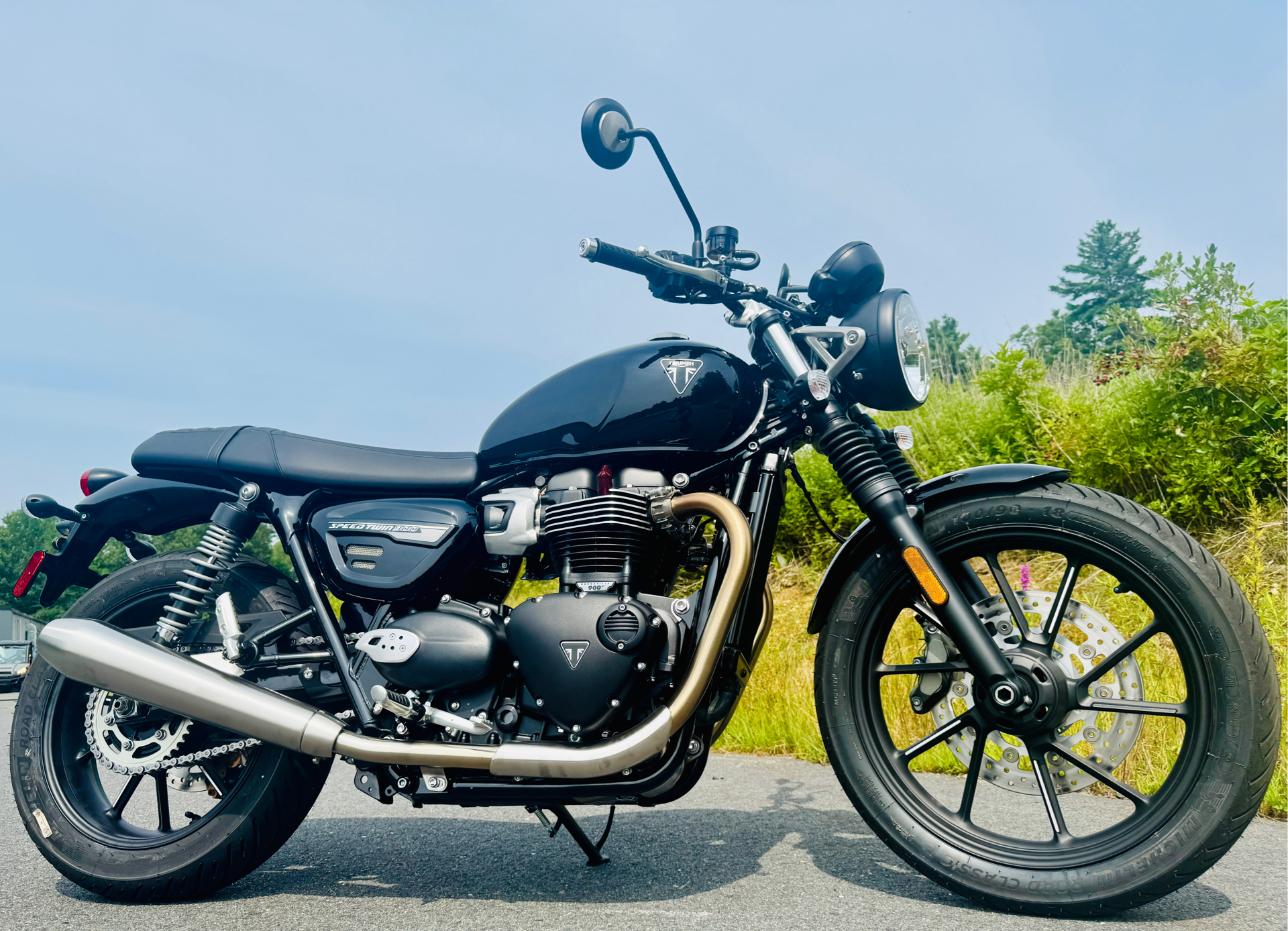 2024 Triumph Speed Twin 900 in Foxboro, Massachusetts - Photo 13