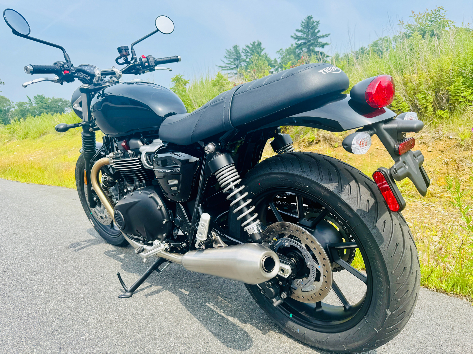 2024 Triumph Speed Twin 900 in Foxboro, Massachusetts - Photo 5
