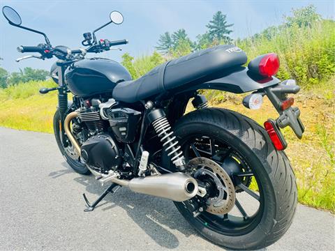 2024 Triumph Speed Twin 900 in Foxboro, Massachusetts - Photo 5