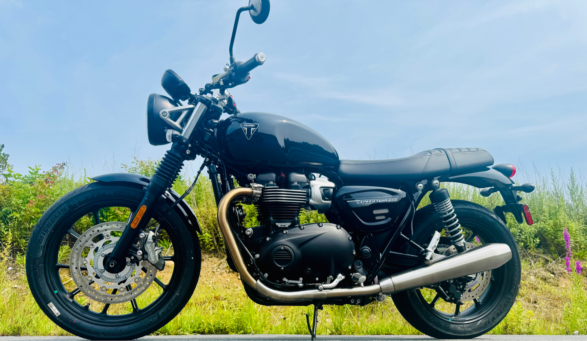 2024 Triumph Speed Twin 900 in Foxboro, Massachusetts - Photo 1