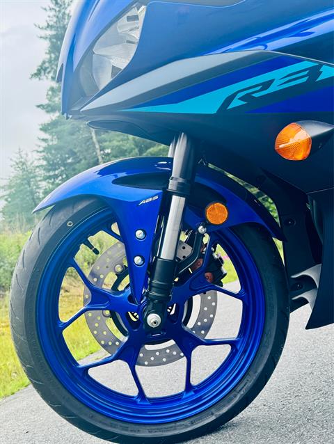2024 Yamaha YZF-R3 in Foxboro, Massachusetts - Photo 16
