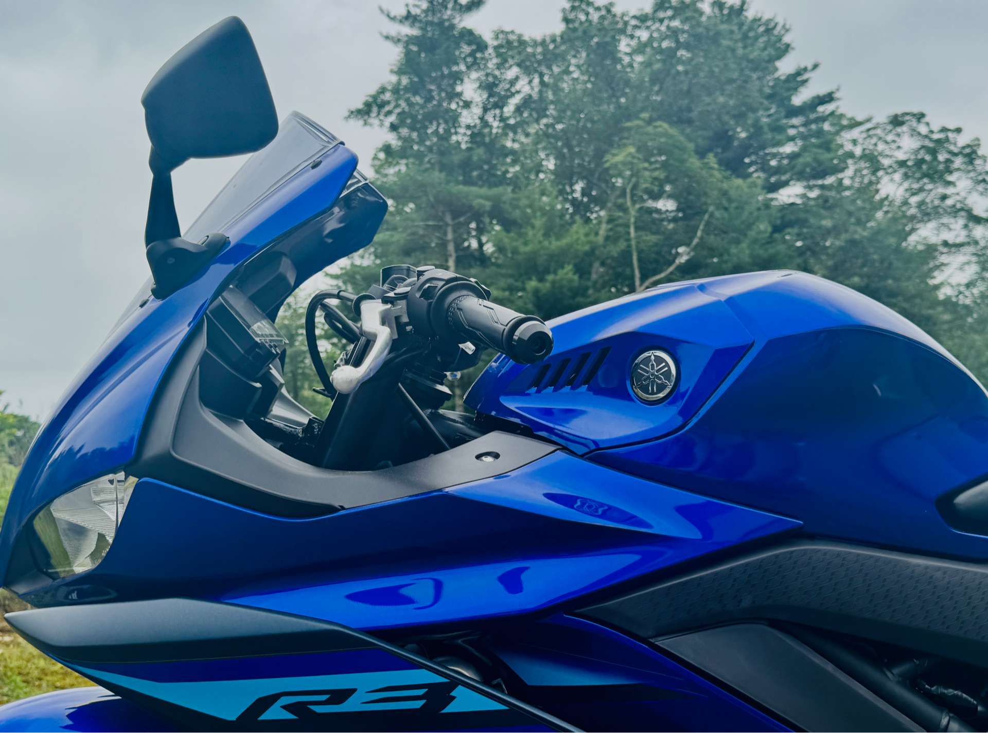 2024 Yamaha YZF-R3 in Foxboro, Massachusetts - Photo 20