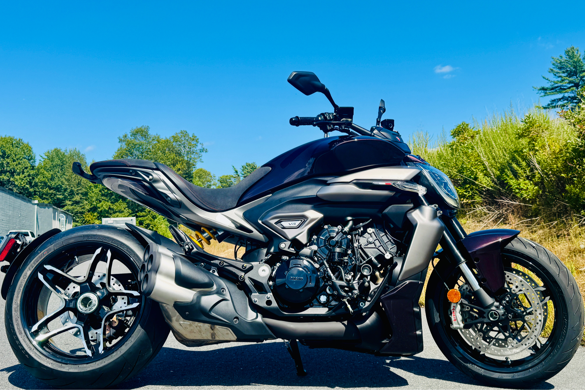 2025 Ducati XDiavel V4 in Foxboro, Massachusetts - Photo 14