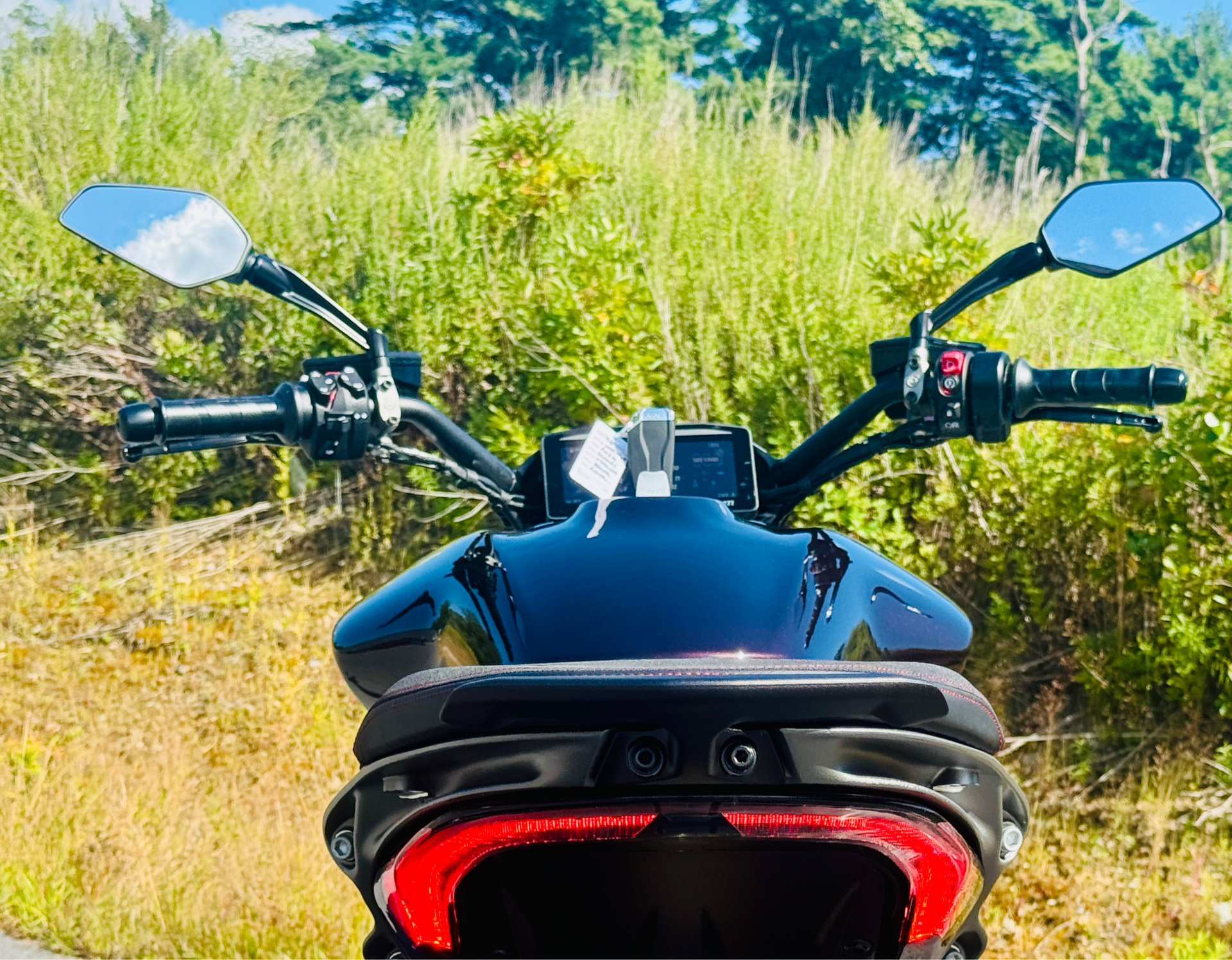2025 Ducati XDiavel V4 in Foxboro, Massachusetts - Photo 6