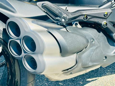 2025 Ducati XDiavel V4 in Foxboro, Massachusetts - Photo 11