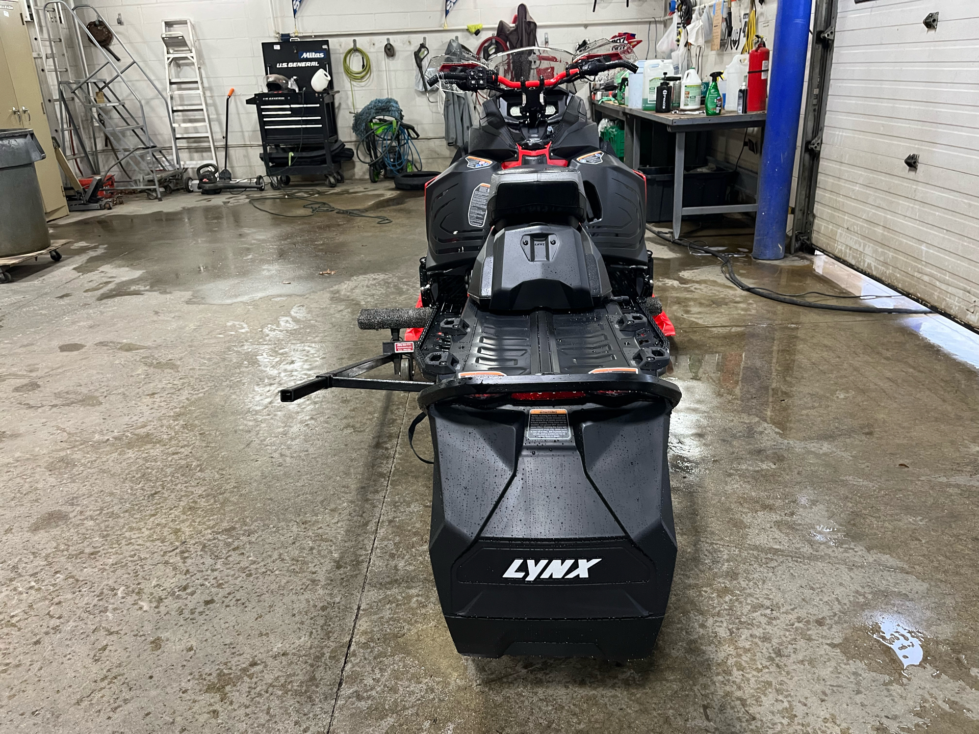 2025 LYNX Rave RE 600R E-TEC Ice Ripper XT 1.5 M.S. / E.S. in Concord, New Hampshire - Photo 9