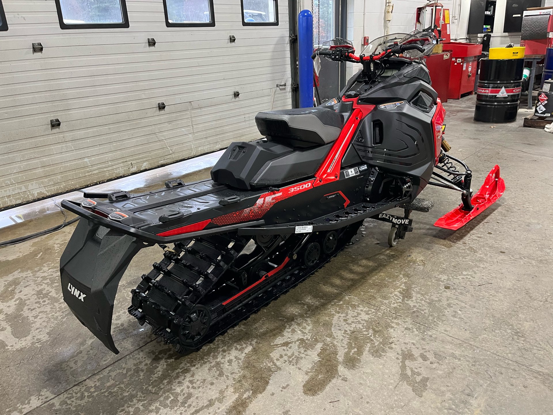 2025 LYNX Rave RE 600R E-TEC Ice Ripper XT 1.5 M.S. / E.S. in Concord, New Hampshire - Photo 10