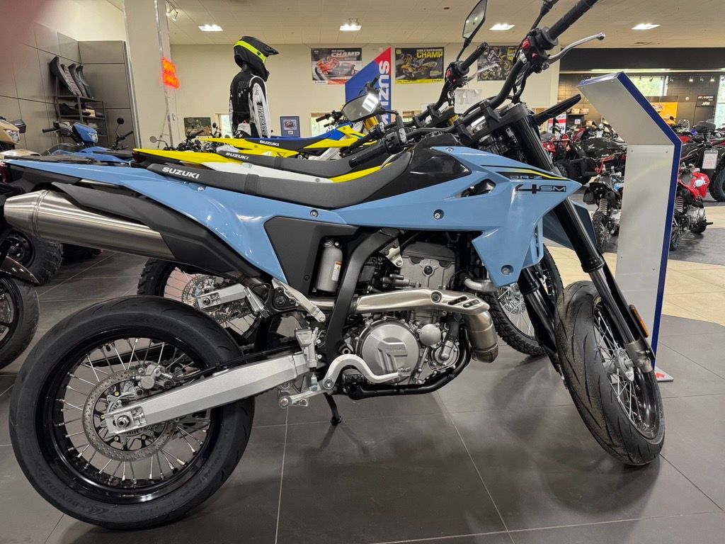 連休限定割引 新品 Monsivais 40s Style Motorcycle New 2025 Suzuki DR-Z4SM Motorcycles in Concord, NH