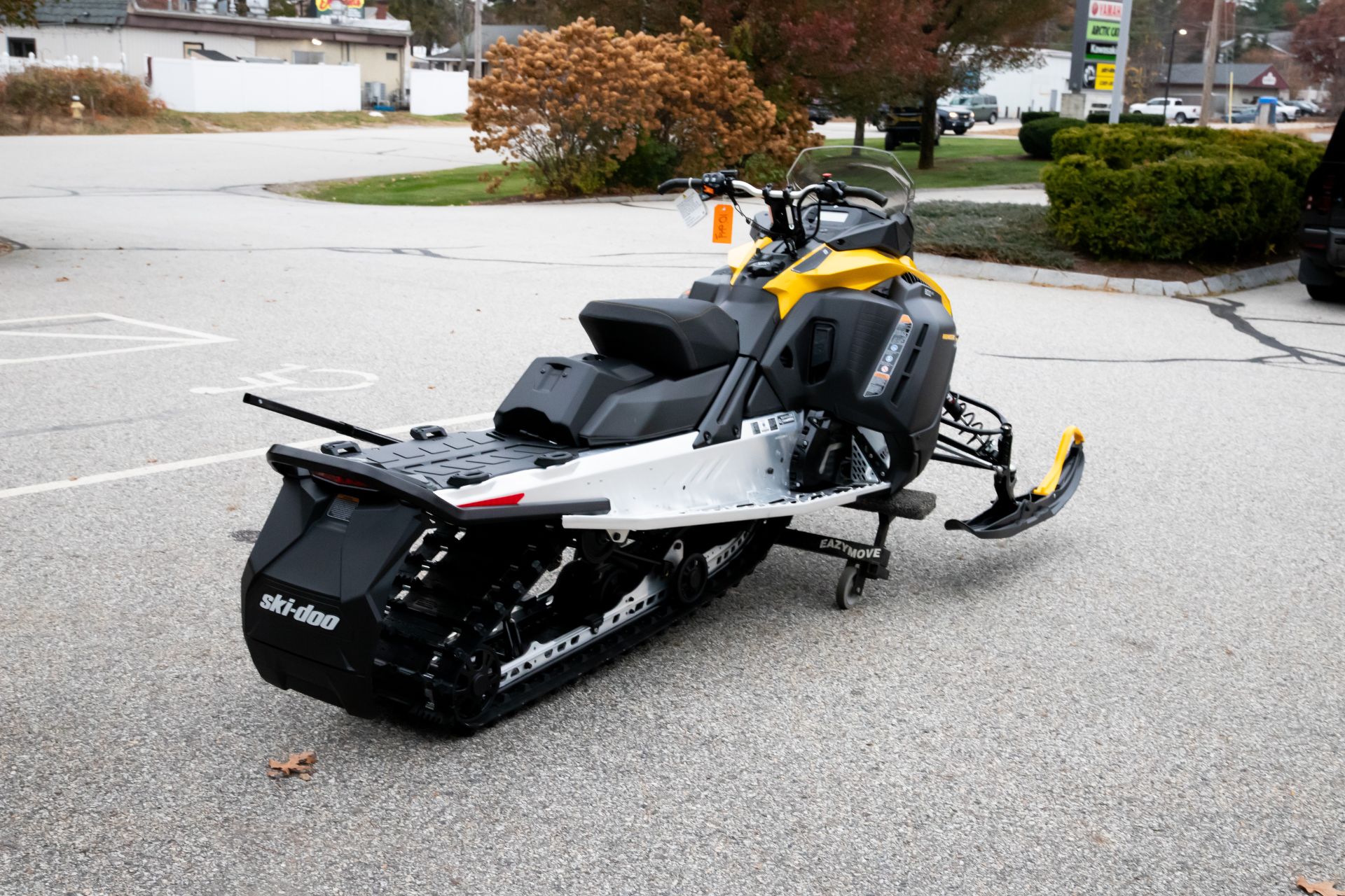 New 2025 Ski-Doo Renegade Sport 600 ACE ES Ripsaw 1.25 Snowmobiles