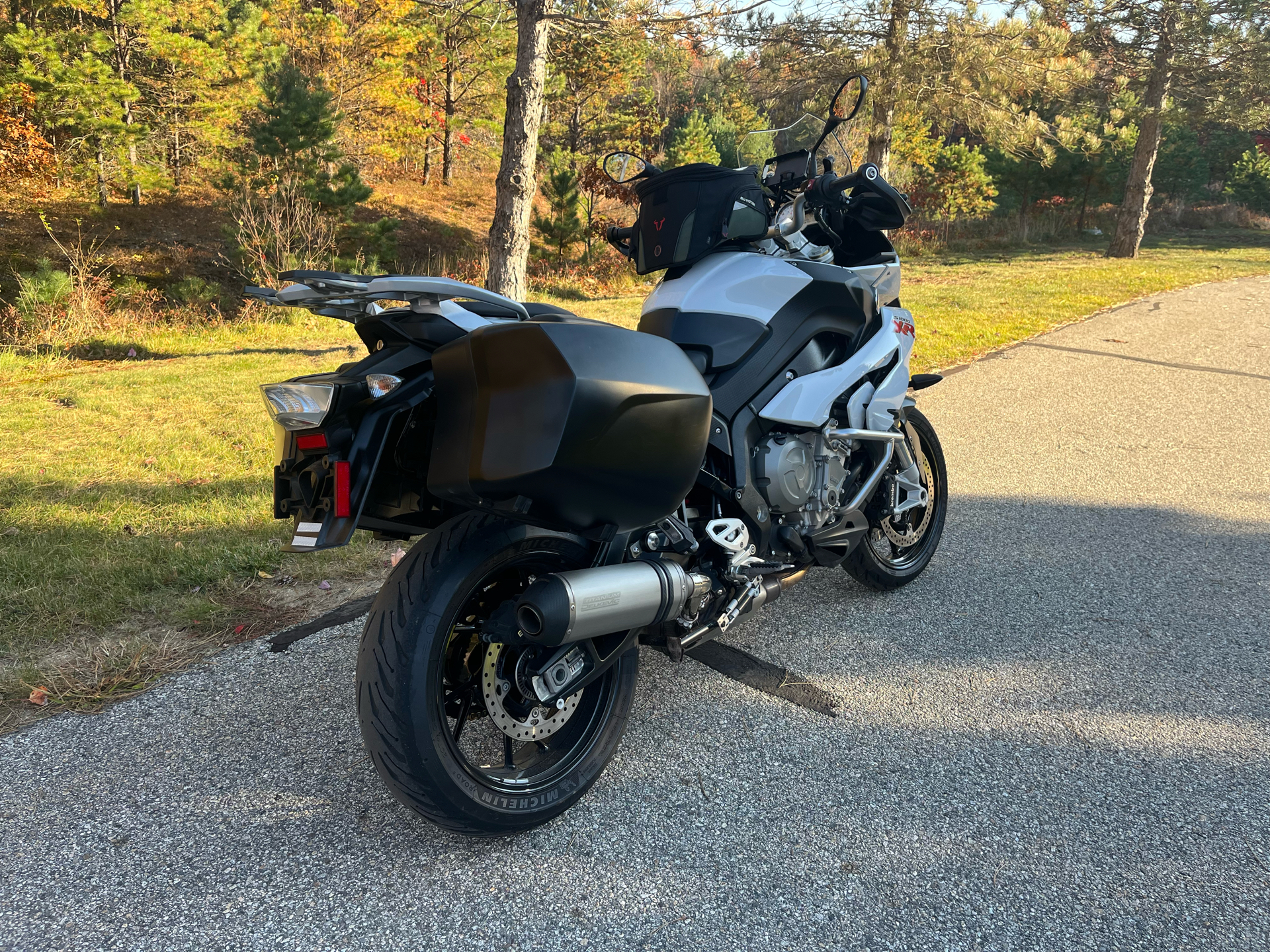 2016 BMW S 1000 XR in Concord, New Hampshire - Photo 4