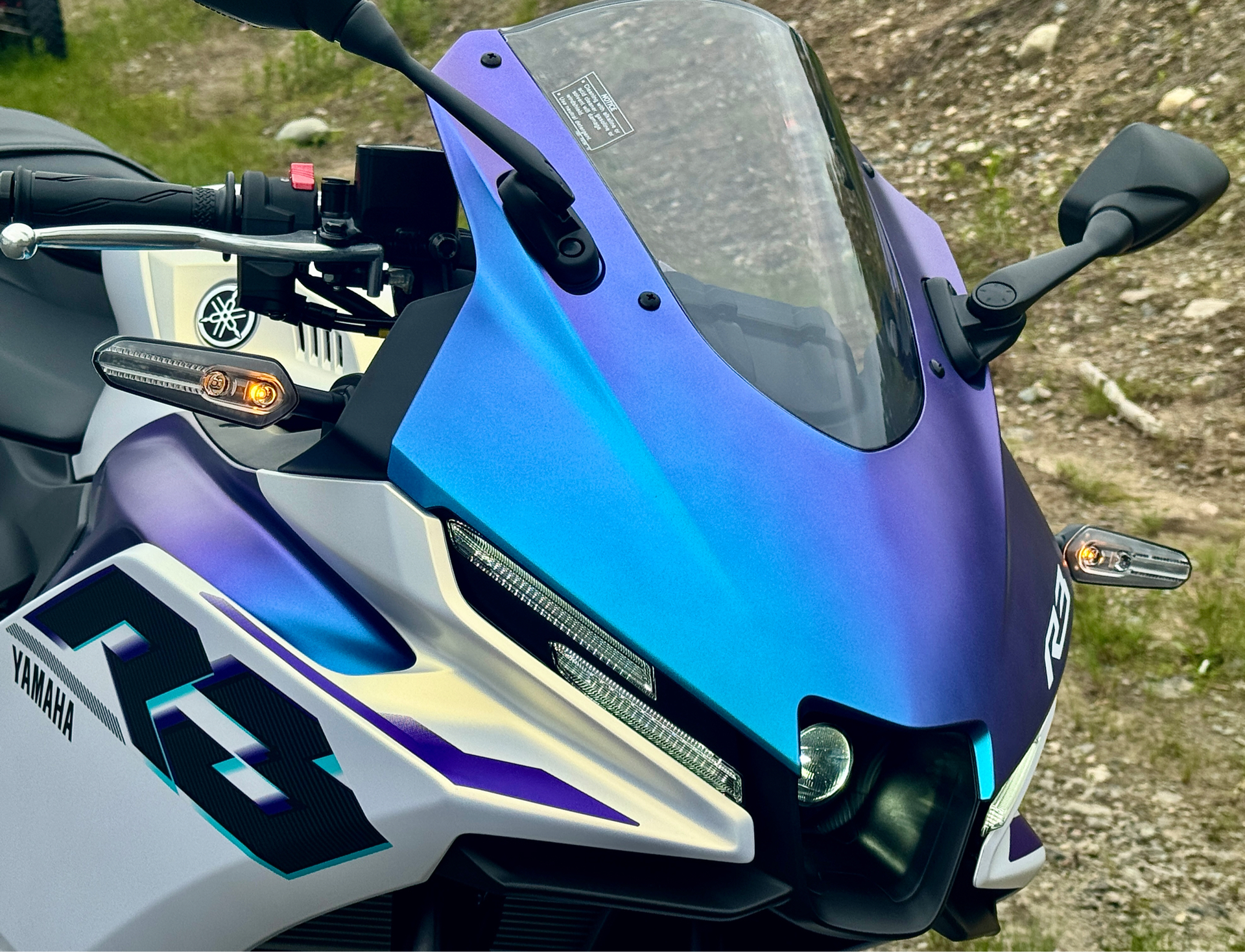 2025 Yamaha YZF-R3 in Concord, New Hampshire - Photo 8