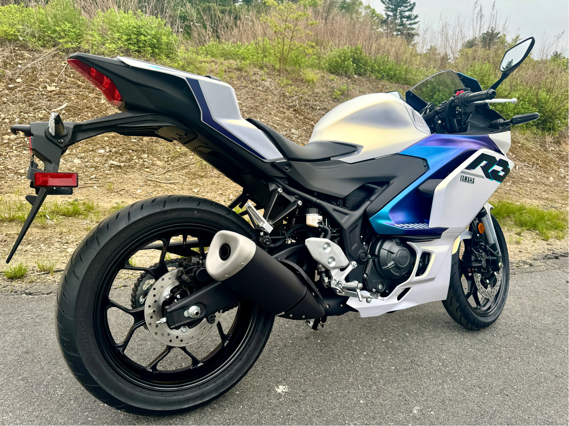 2025 Yamaha YZF-R3 in Concord, New Hampshire - Photo 15