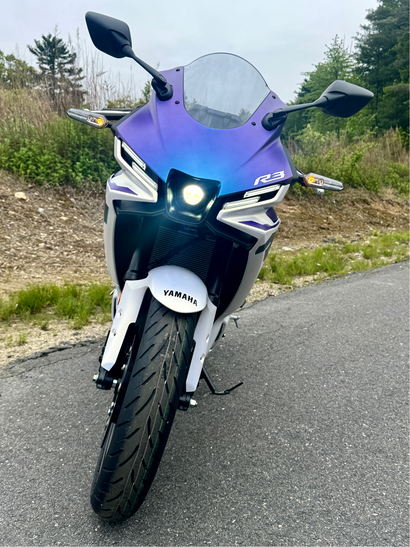 2025 Yamaha YZF-R3 in Concord, New Hampshire - Photo 5