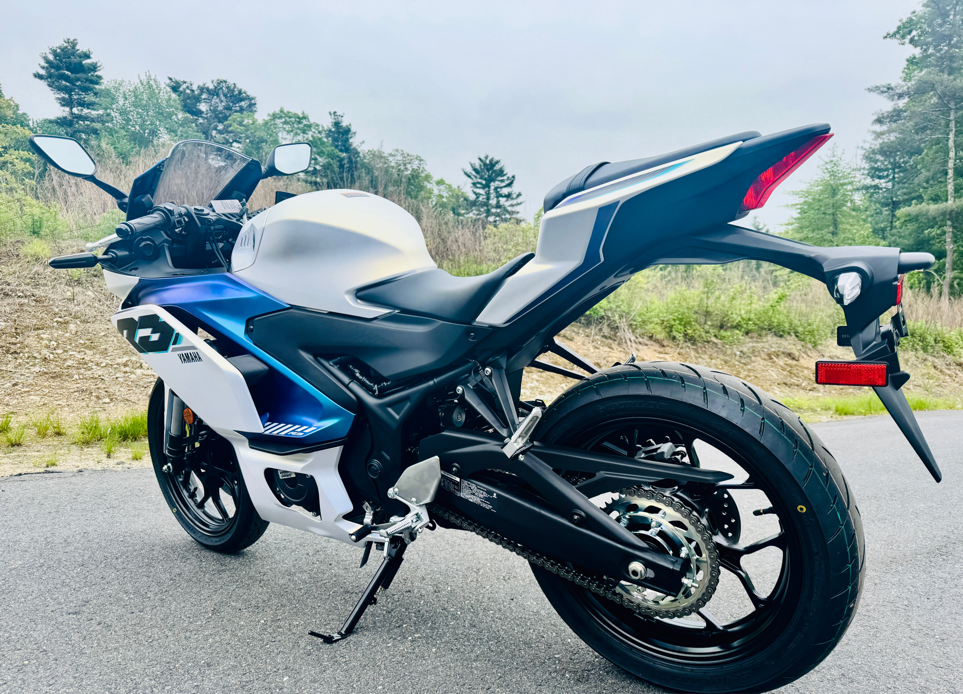 2025 Yamaha YZF-R3 in Concord, New Hampshire - Photo 13