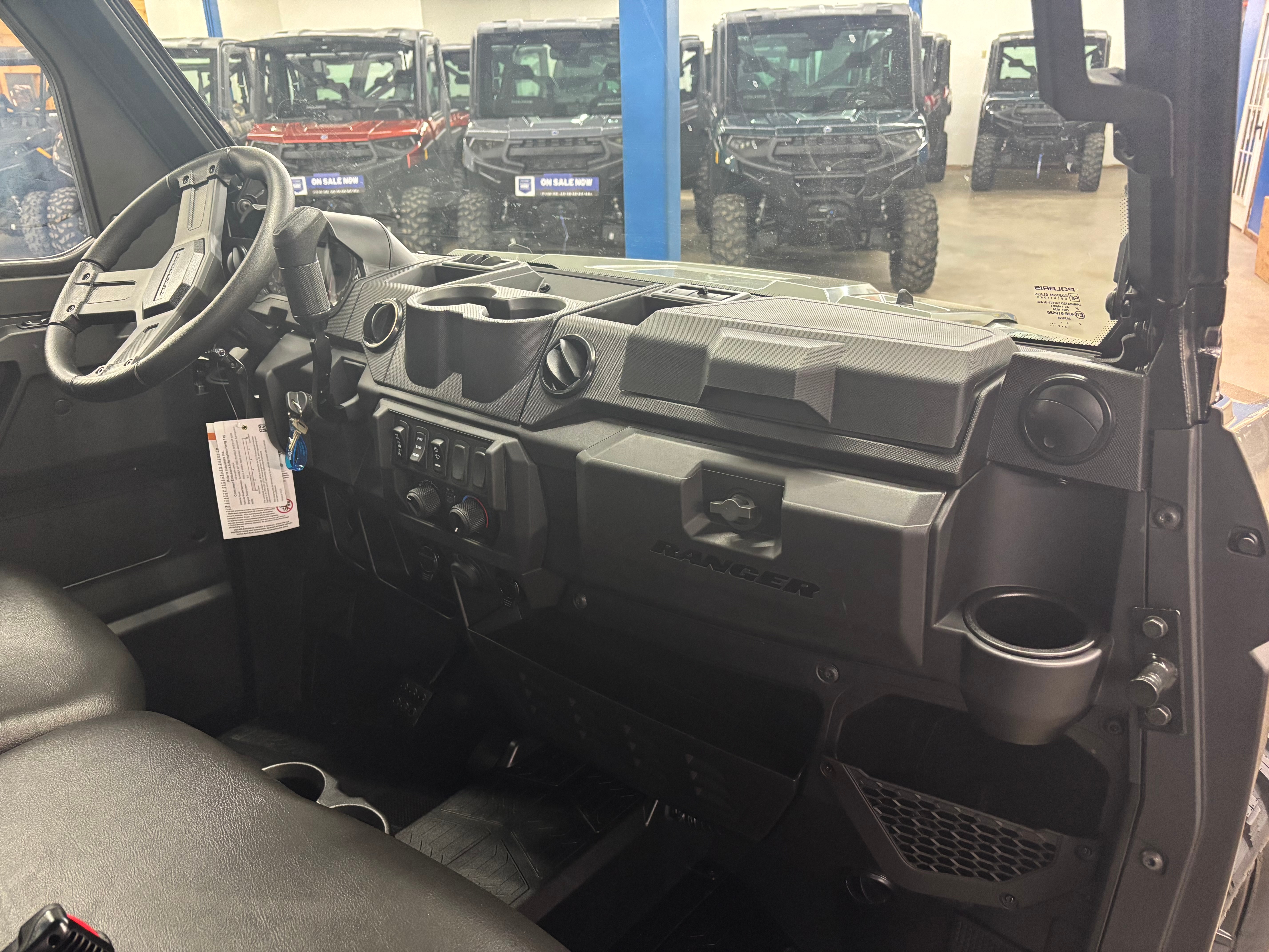 2027 Polaris Ranger Crew XP 1000 Cab 4