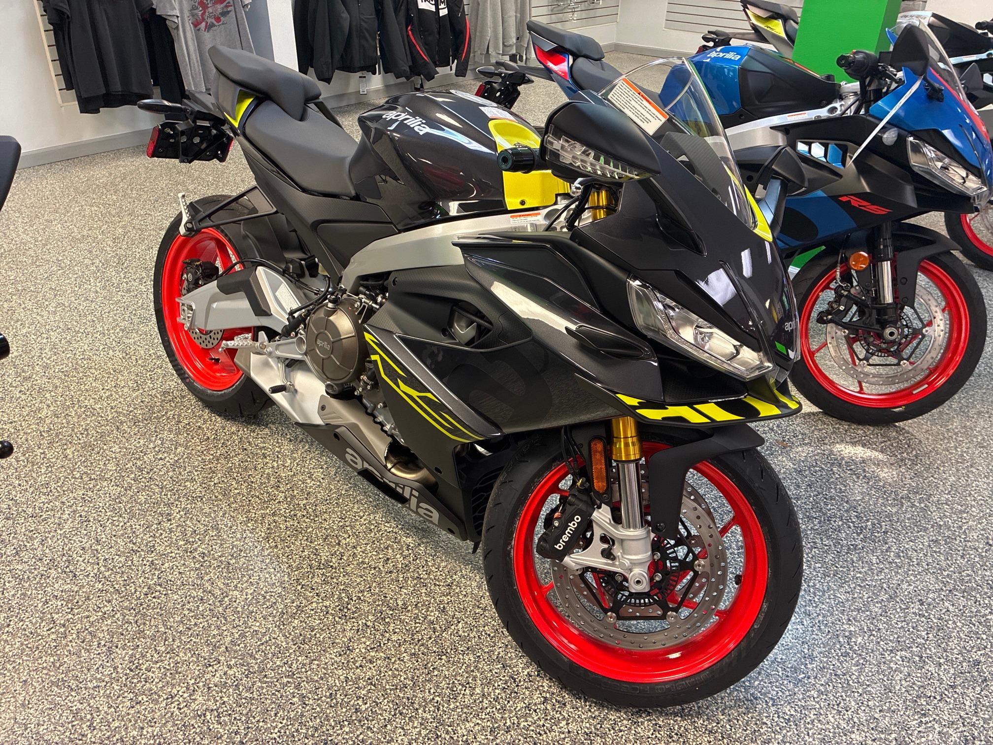 2027 Aprilia RS 660 1
