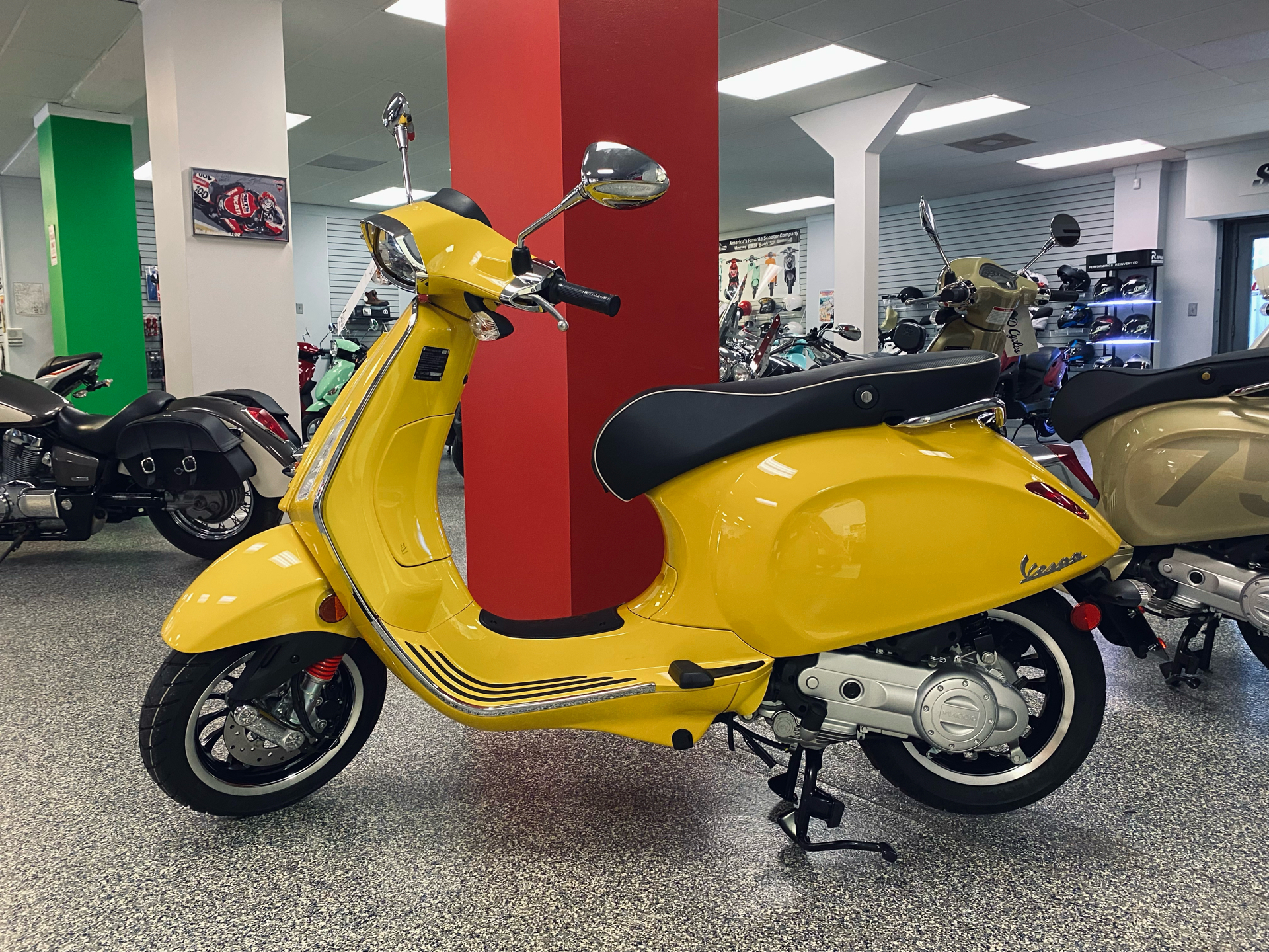 Vespa Primavera Vespa 50 Special Arancione Vespa Sprint Vespa Fl