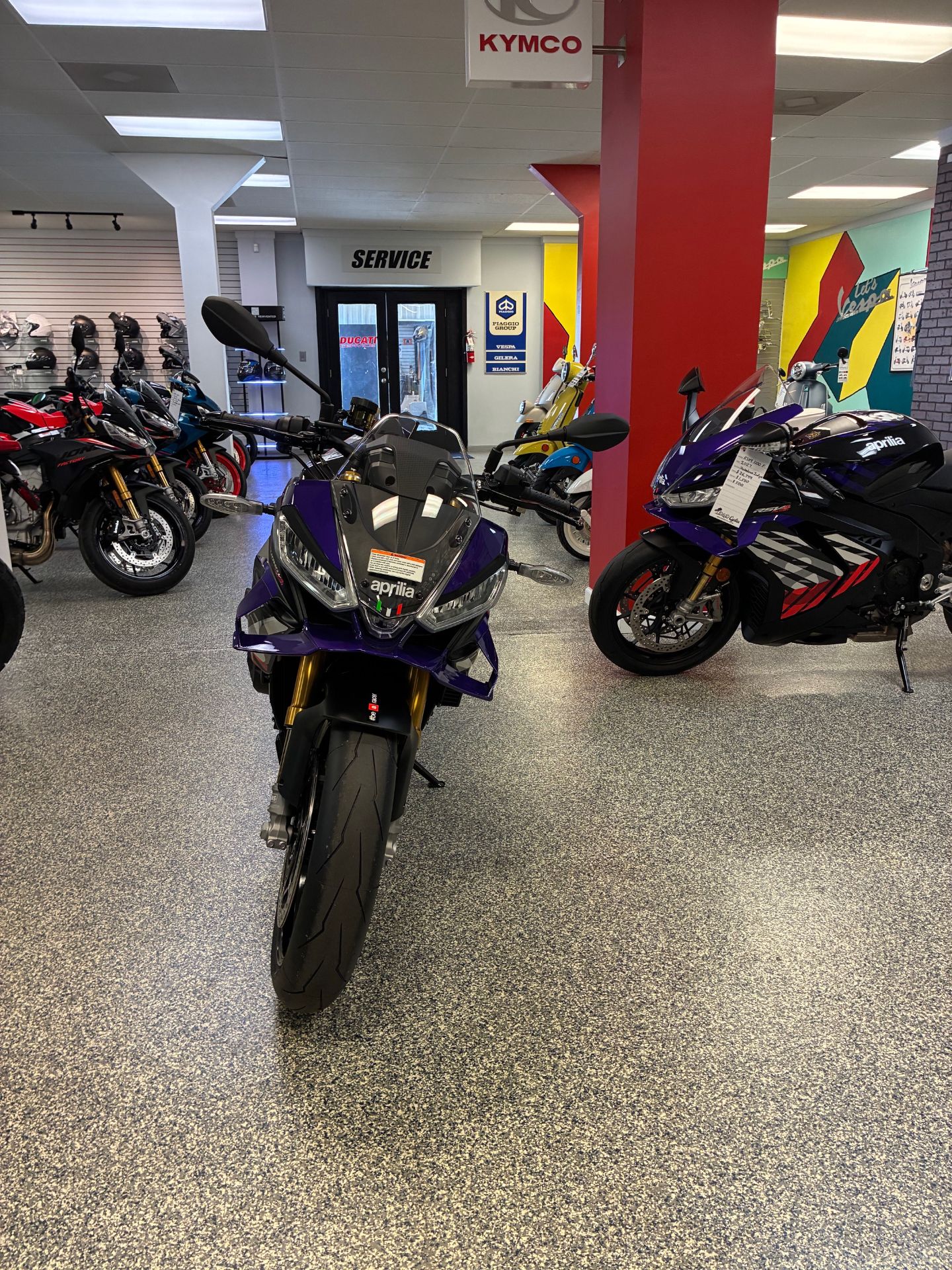2027 Aprilia Tuono V4 Factory 1100 3