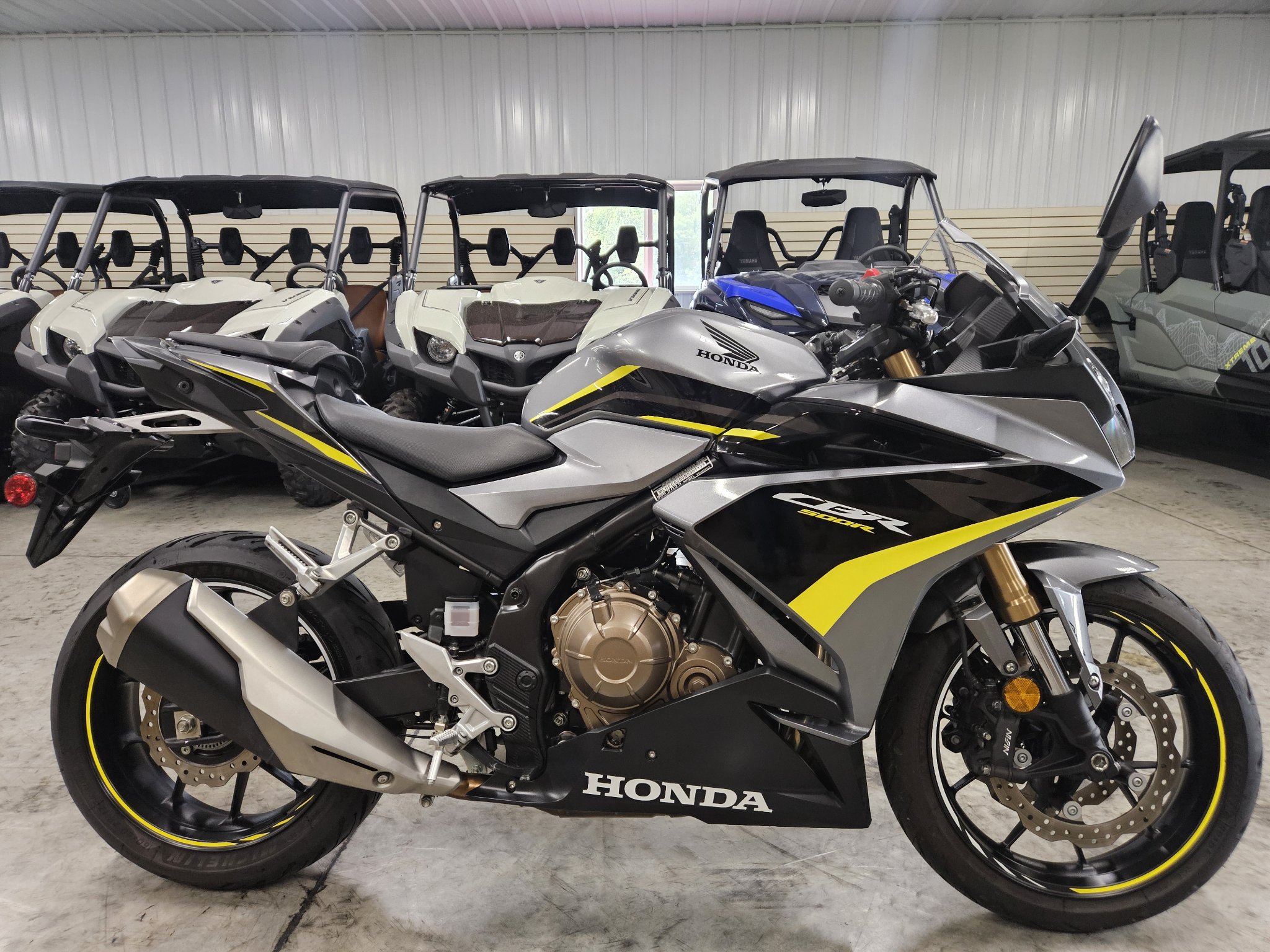 2022 Honda CBR500R ABS 1