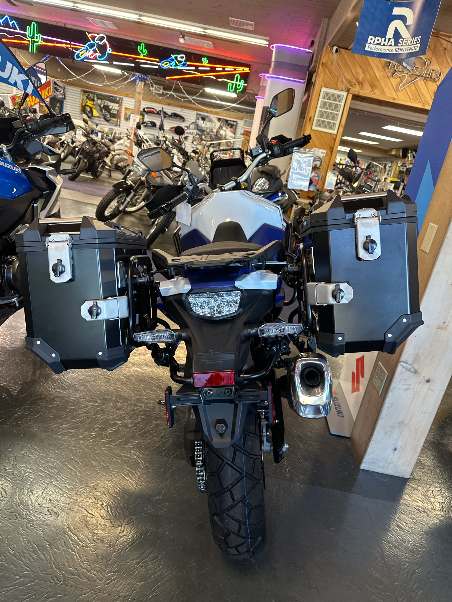 2025 Suzuki V-Strom 800DE Adventure 3