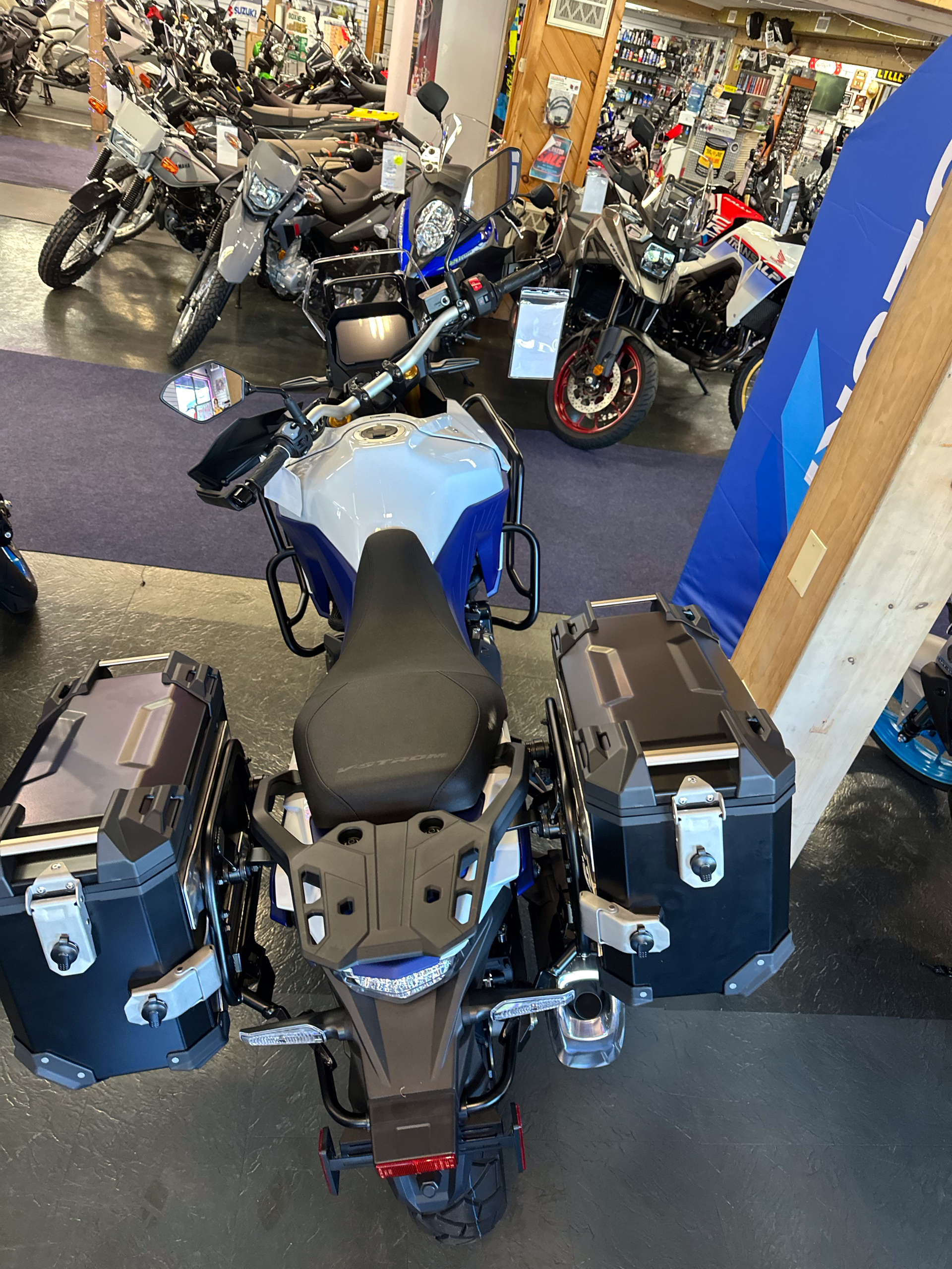 2025 Suzuki V-Strom 800DE Adventure 4