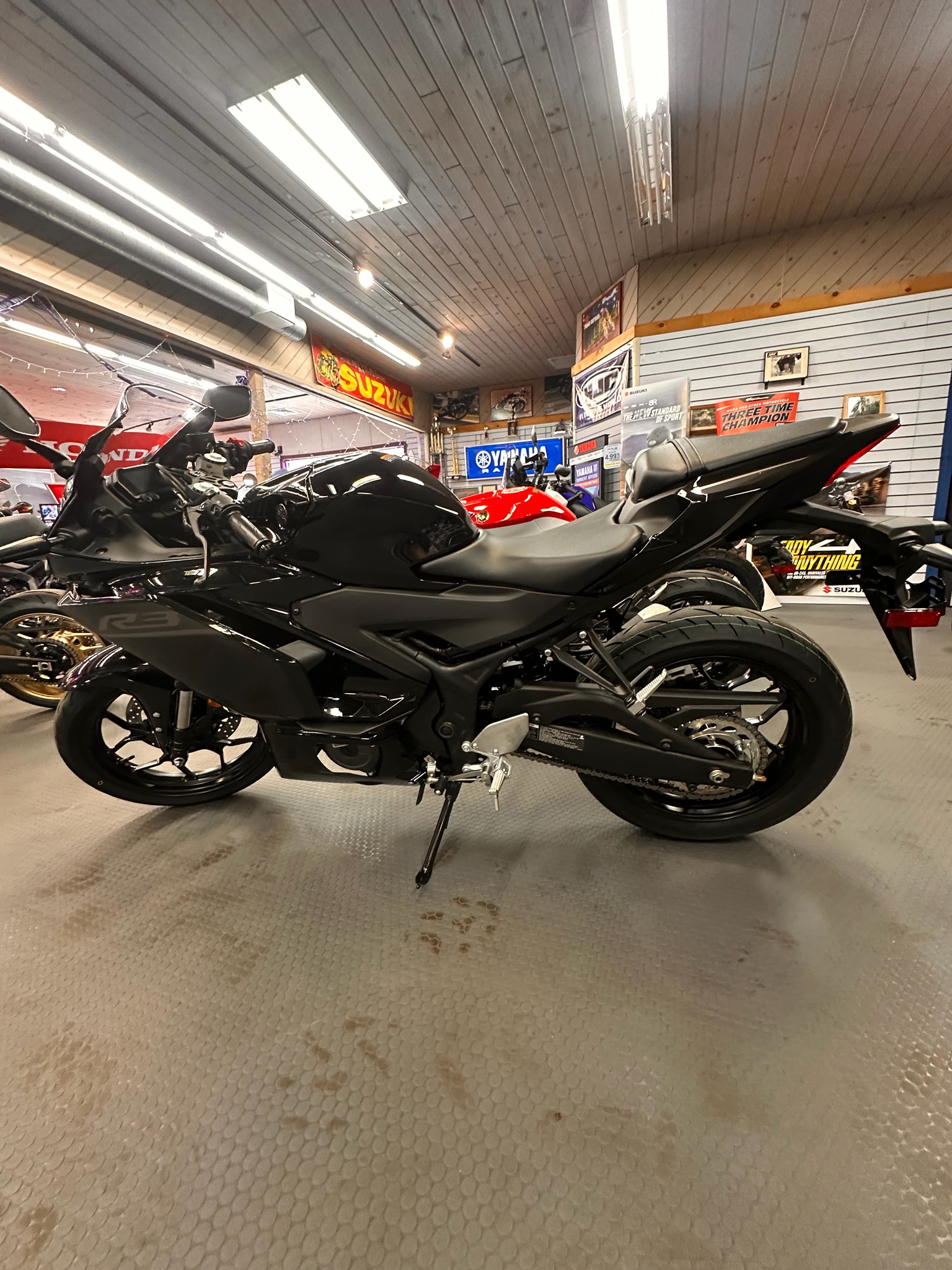 2026 Yamaha YZF-R3 3