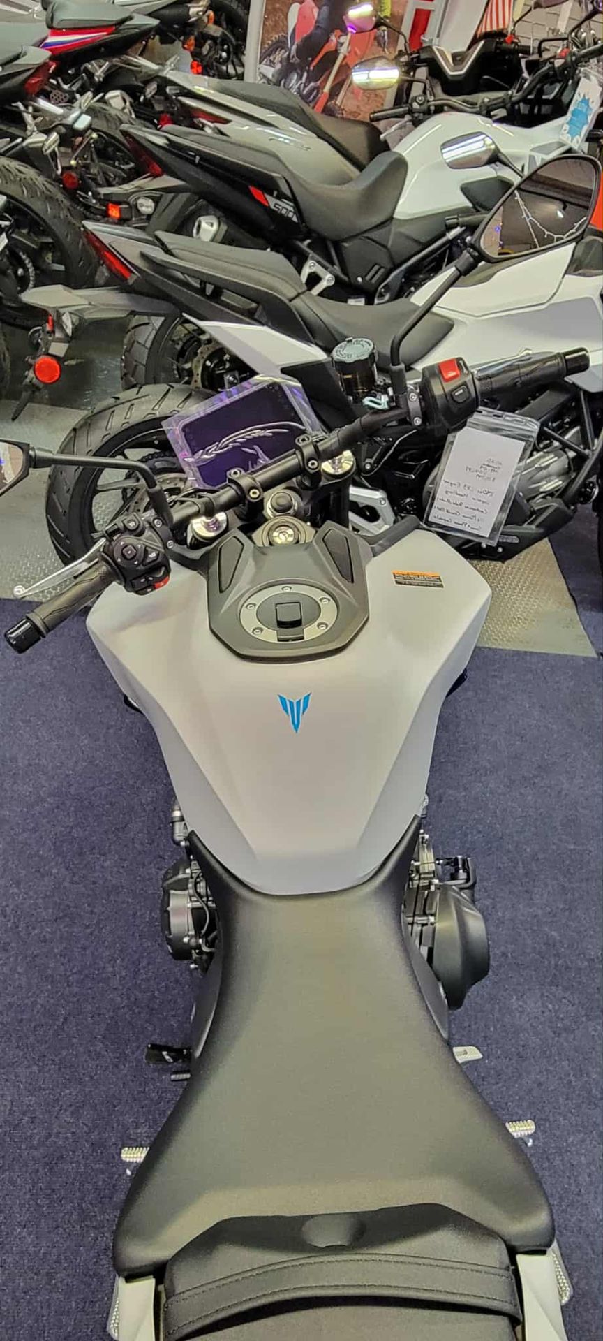2025 Yamaha MT-09 5