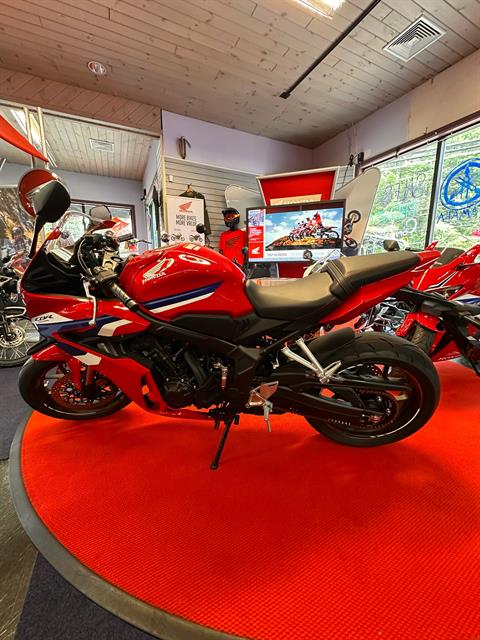 2026 Honda CBR650R E-Clutch
