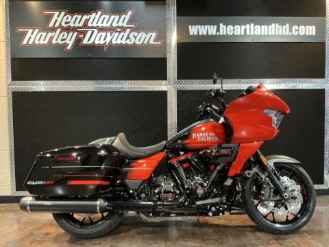 New 2026 Harley-Davidson CVO™ Road Glide® ST | Motorcycles in