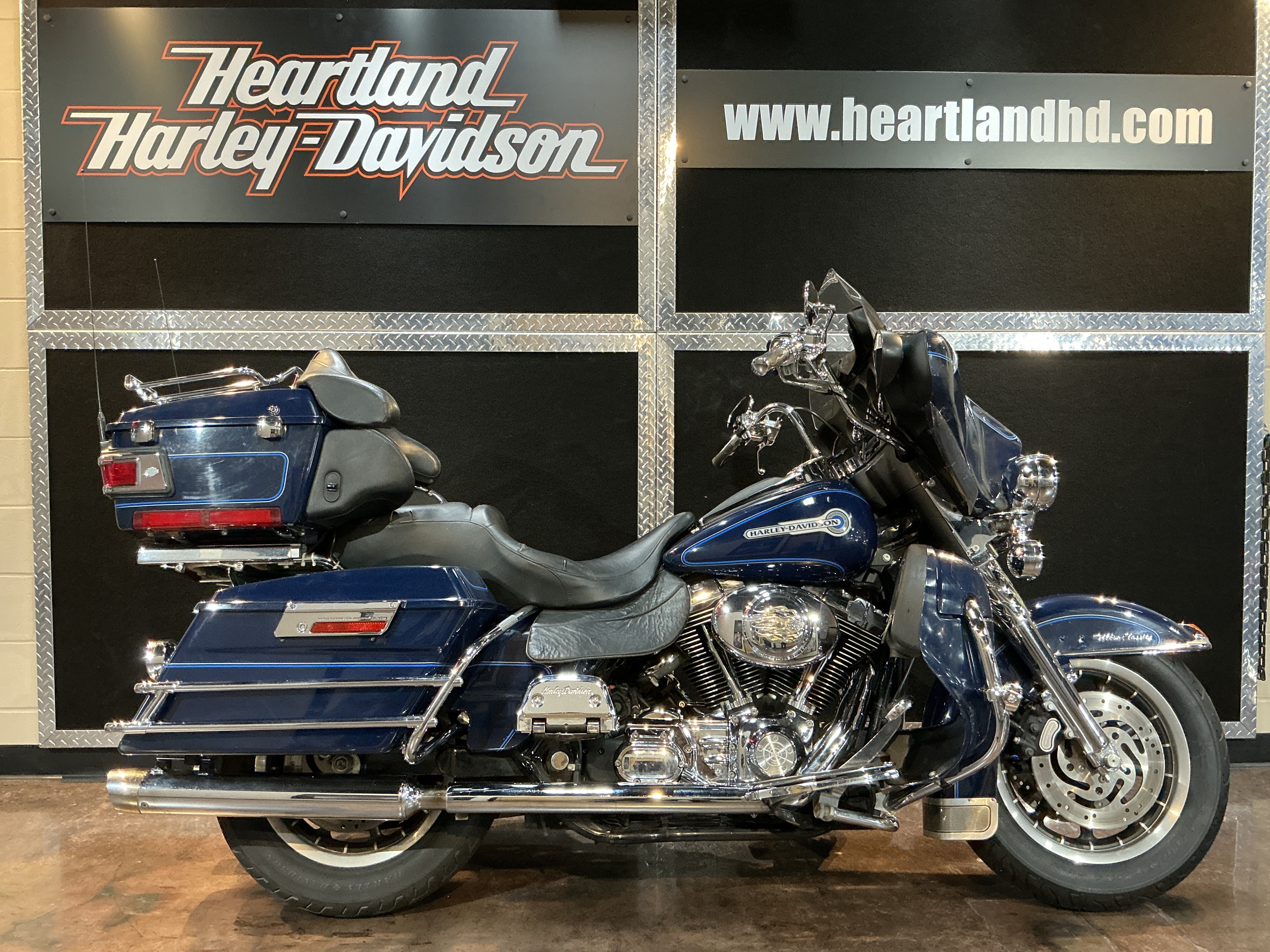 2005 Harley-Davidson FLHTCUI Ultra Classic® Electra Glide® Peace Office for sale 1234861