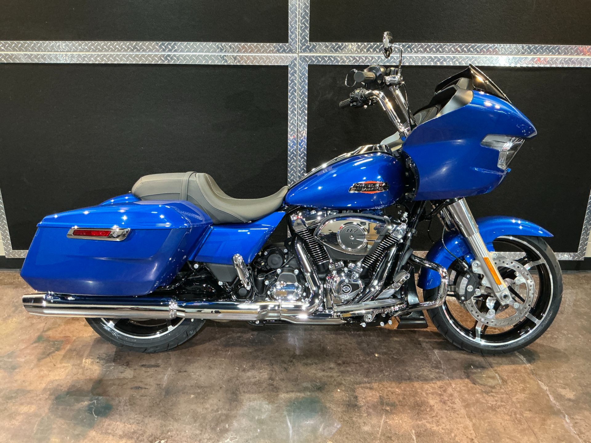 New 2025 Harley-Davidson Road Glide® | Motorcycles in