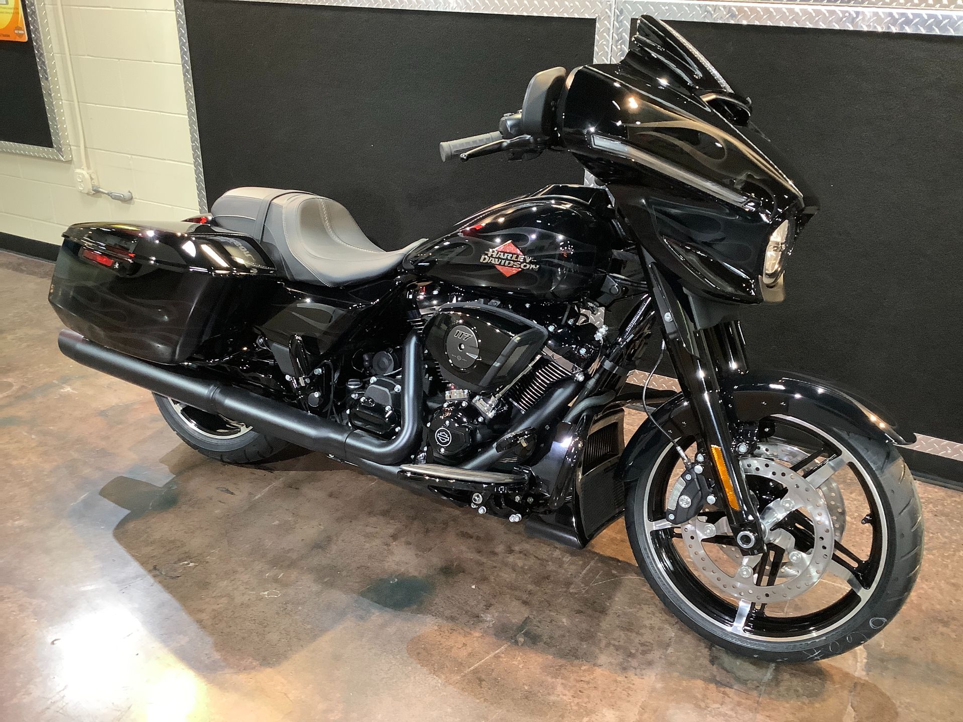 New 2025 Harley-Davidson Street Glide® | Motorcycles in Burlington