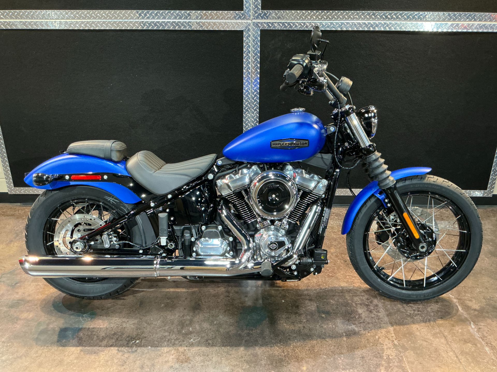 2026 Harley-Davidson Street Bob® 2