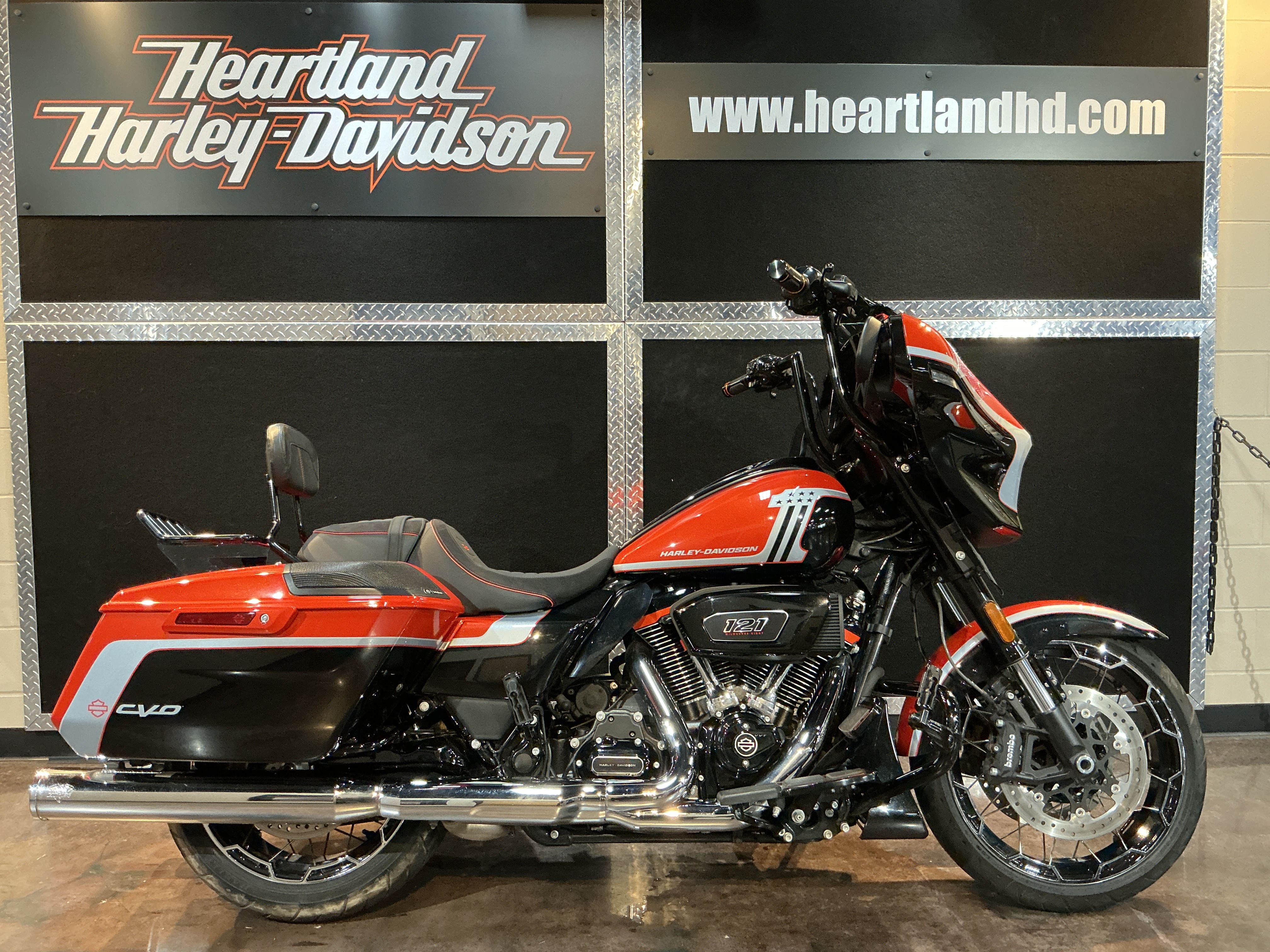 2024 Harley-Davidson CVO™ Street Glide®