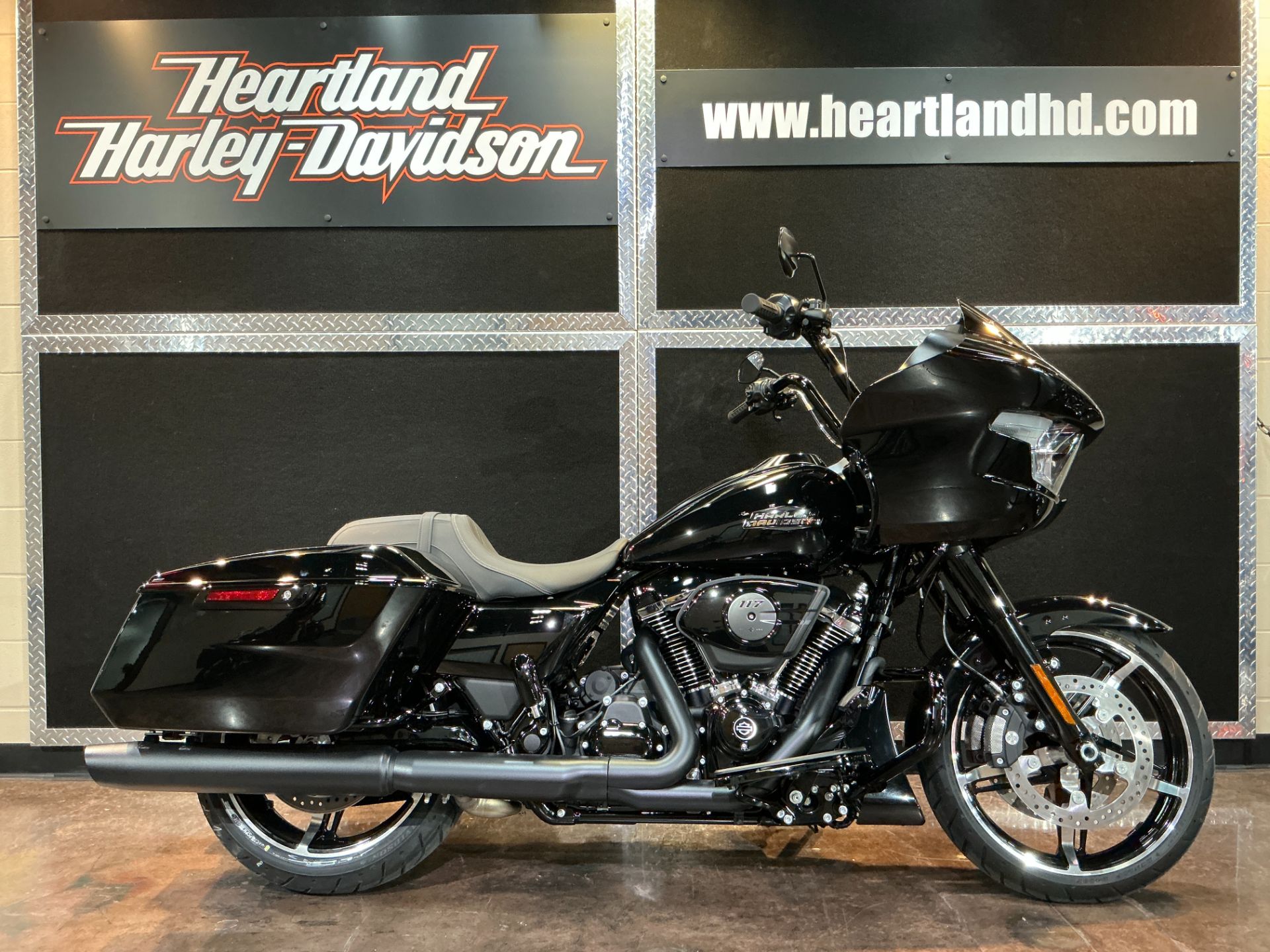New 2025 Harley-Davidson Road Glide® | Motorcycles in Burlington